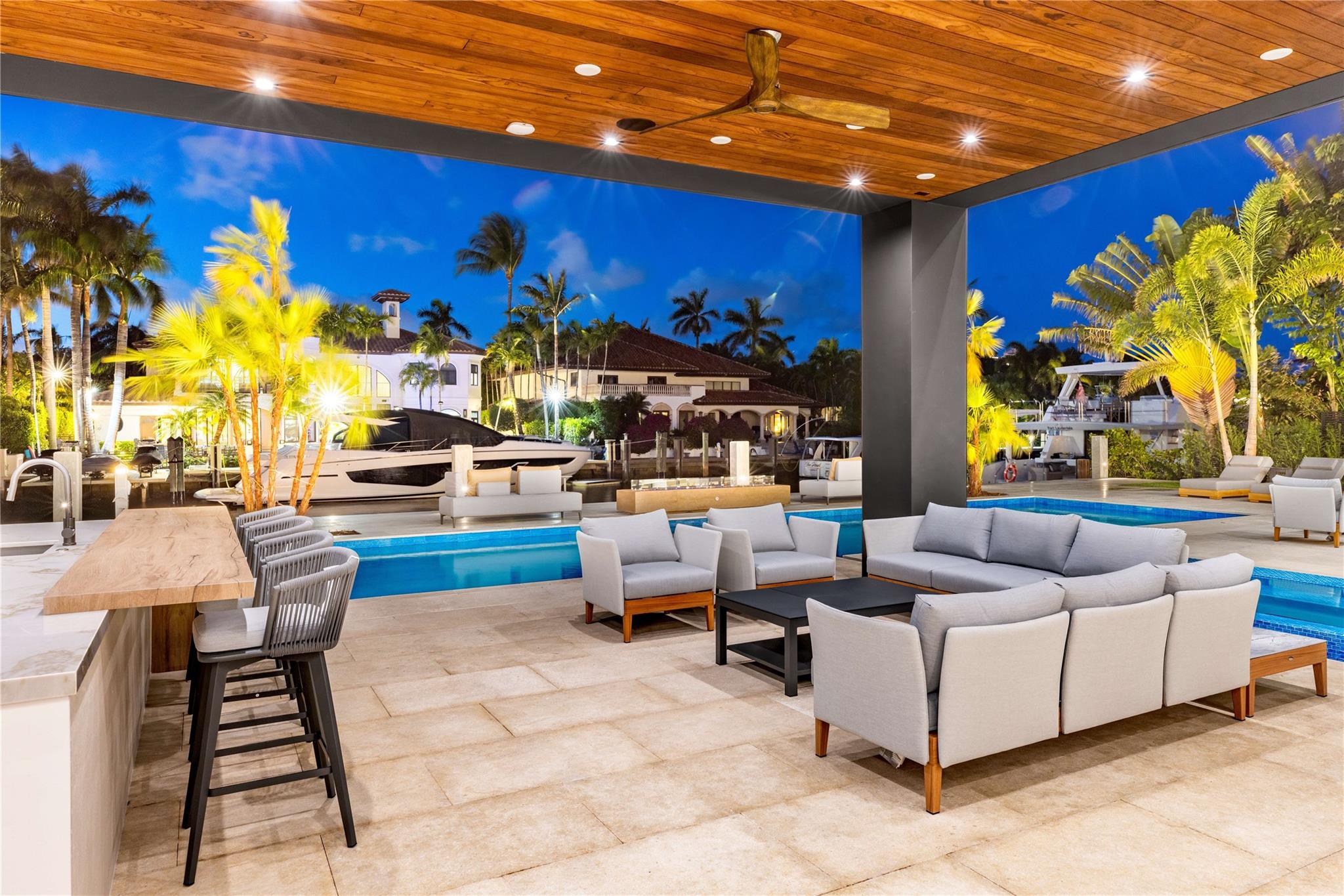 2733 NE 16th St Fort Lauderdale, FL 33304