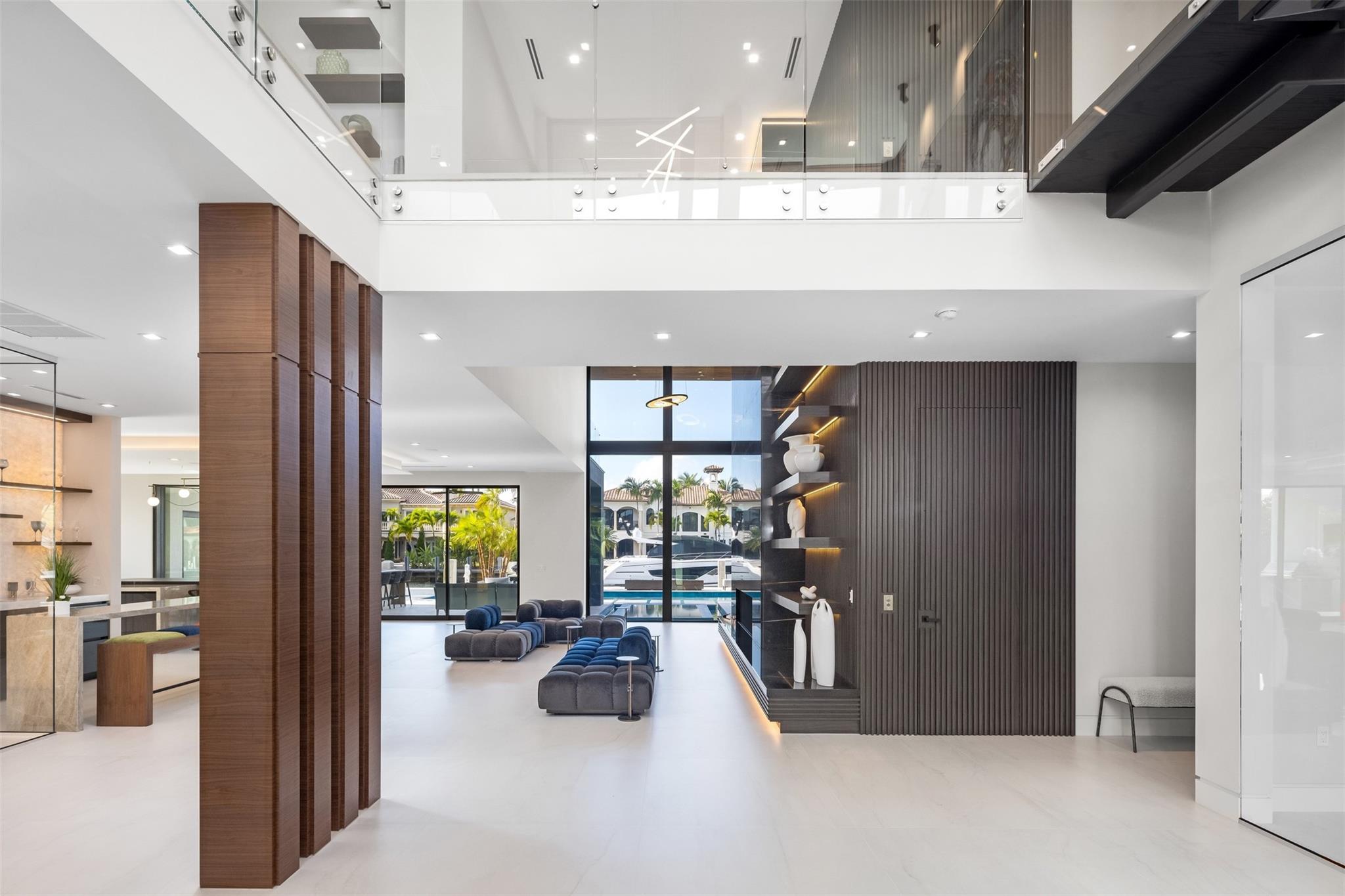 2733 NE 16th St Fort Lauderdale, FL 33304