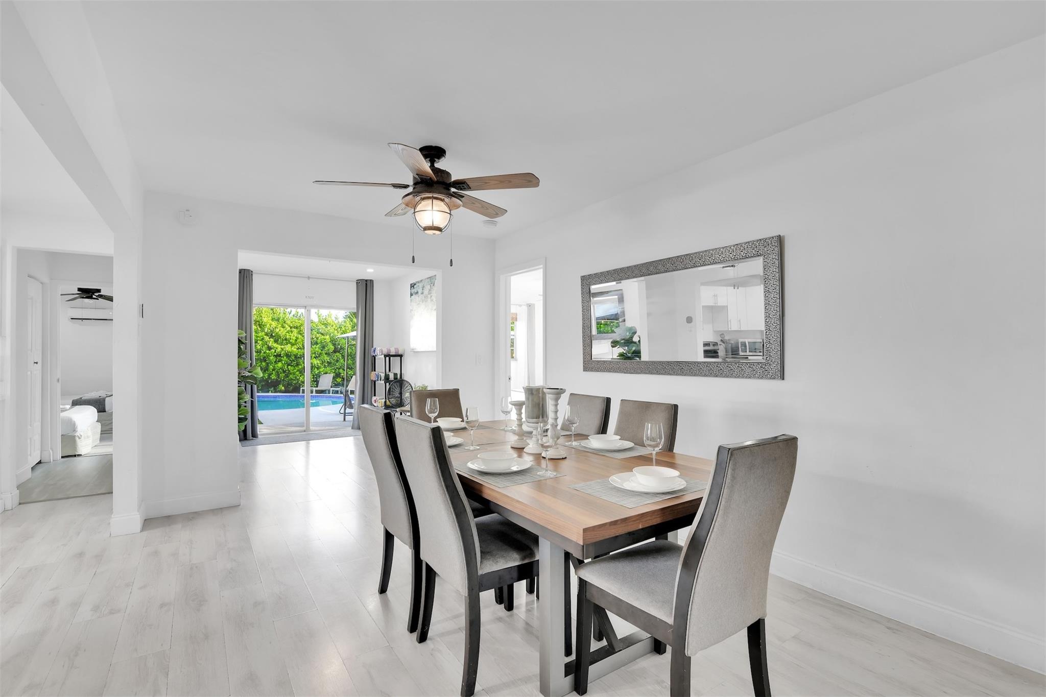 214 SE 6th St Dania Beach, FL 33004