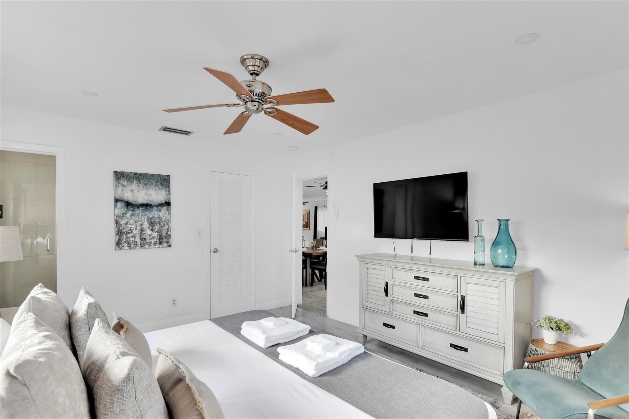 214 SE 6th St Dania Beach, FL 33004