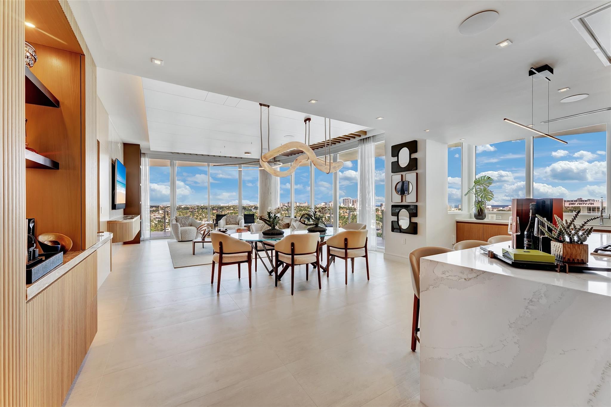 2241 SE 17th St #PH2 Fort Lauderdale, FL 33316