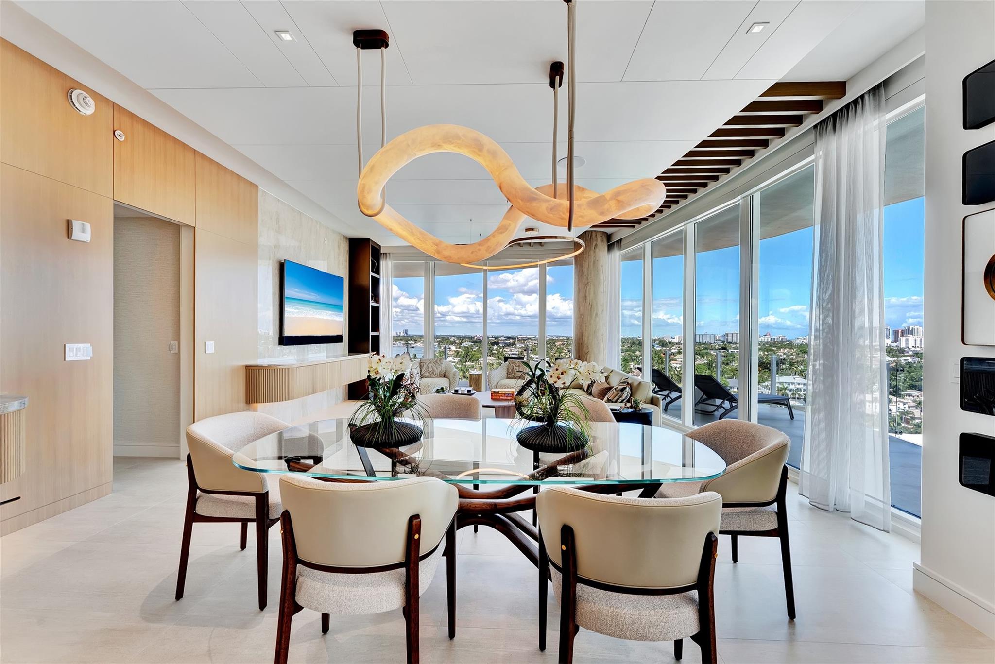 2241 SE 17th St #PH2 Fort Lauderdale, FL 33316