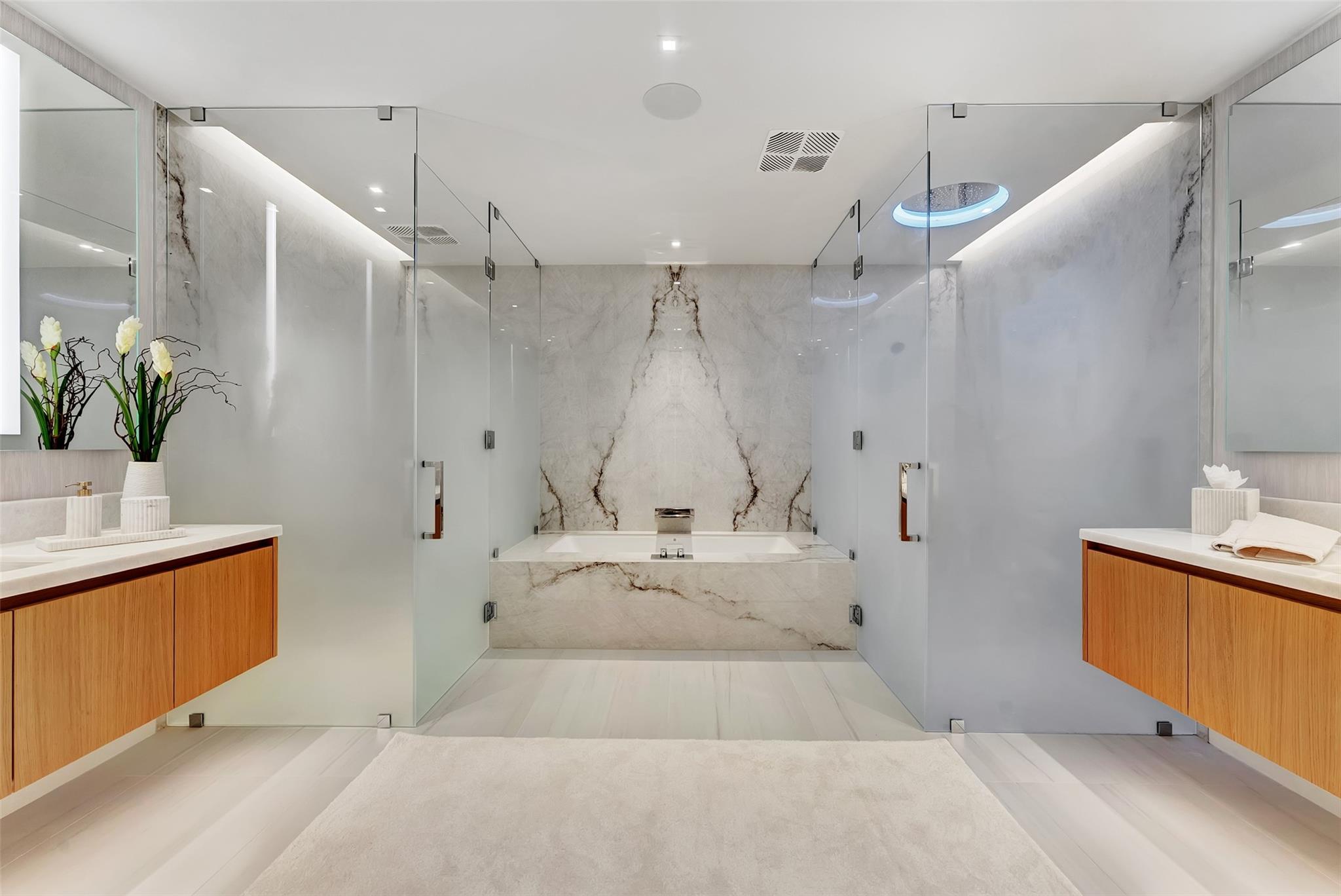 2241 SE 17th St #PH2 Fort Lauderdale, FL 33316