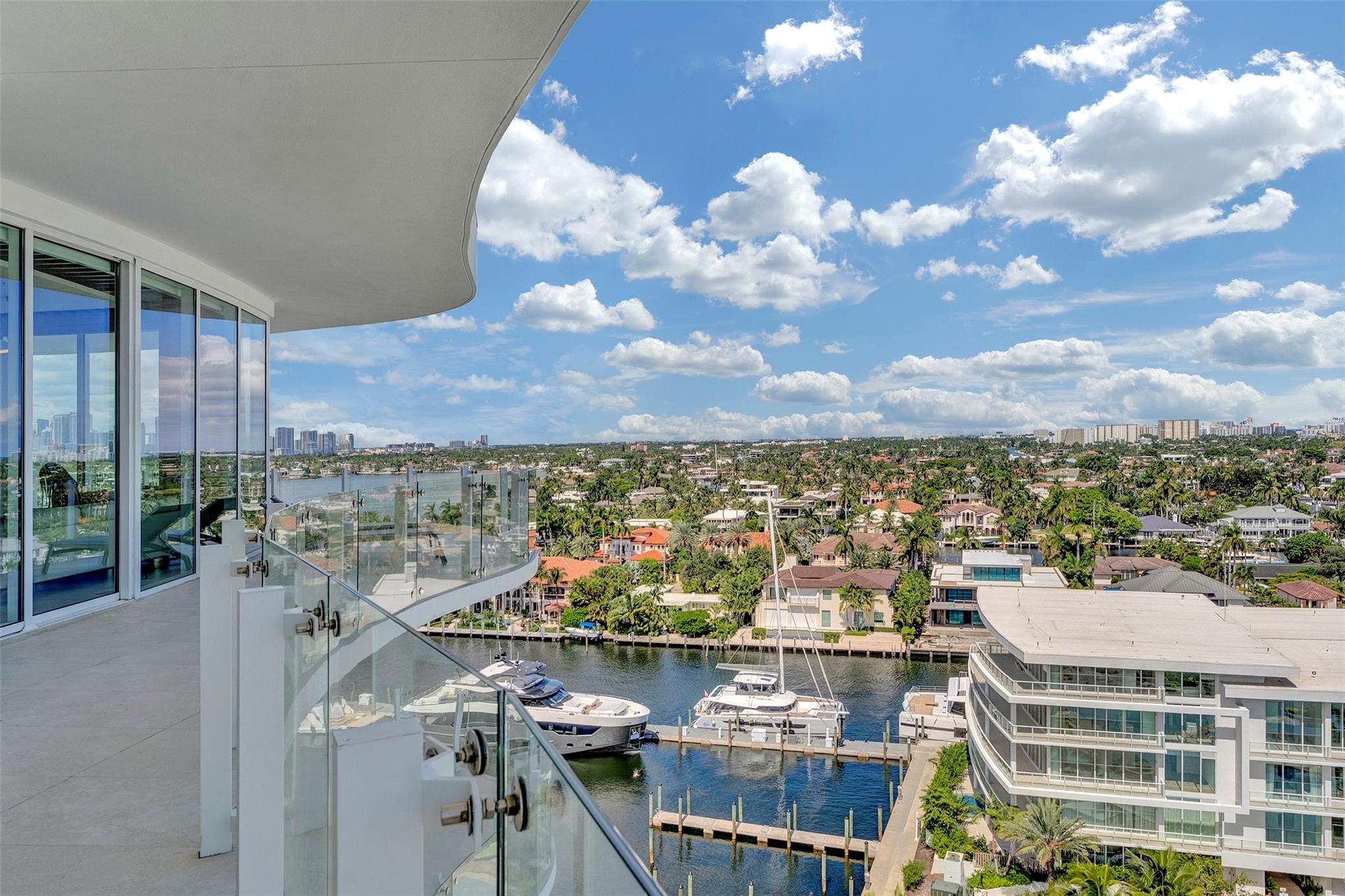 2241 SE 17th St #PH2 Fort Lauderdale, FL 33316