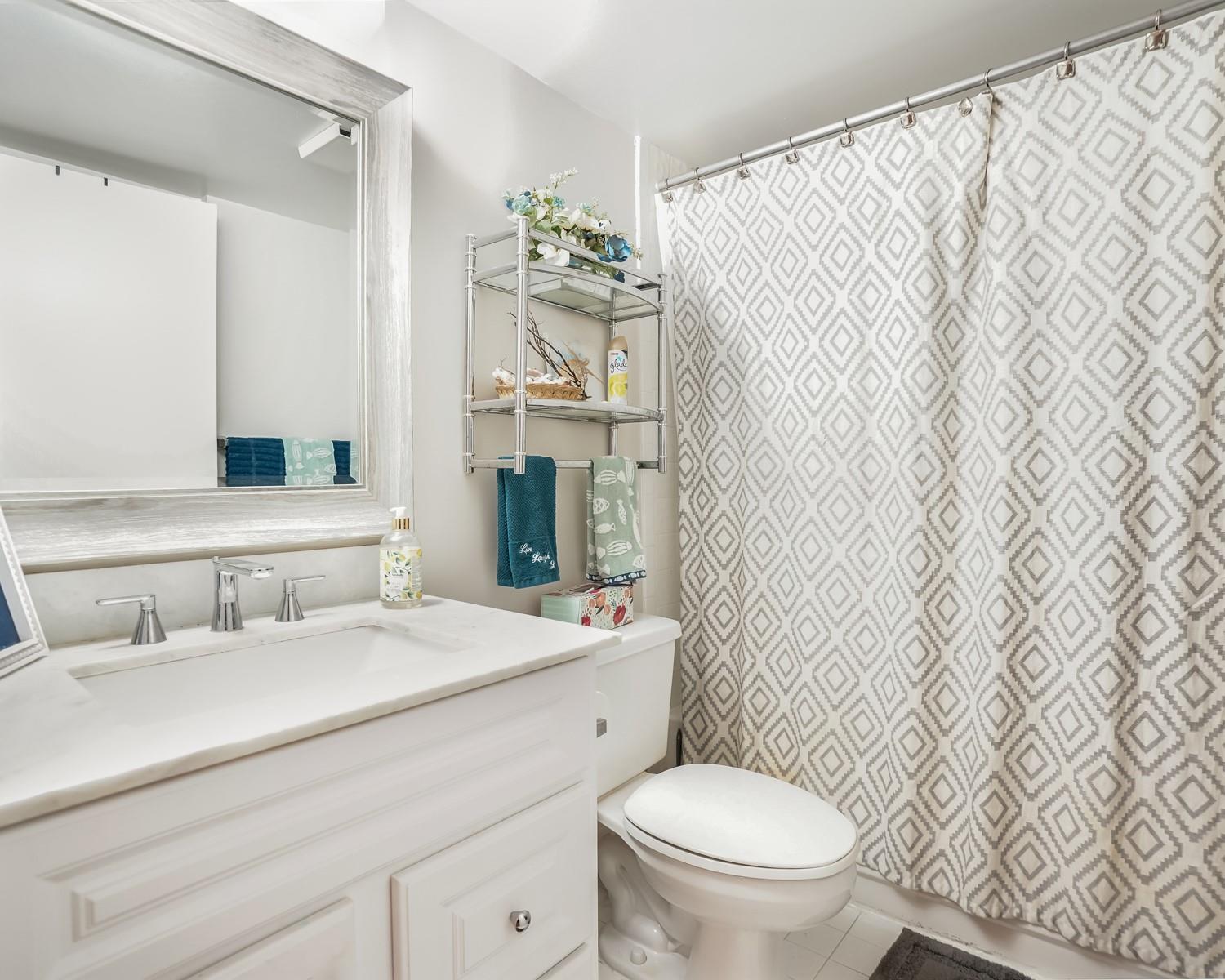 2334 S Cypress Bnd Dr #302 Pompano Beach, FL 33069