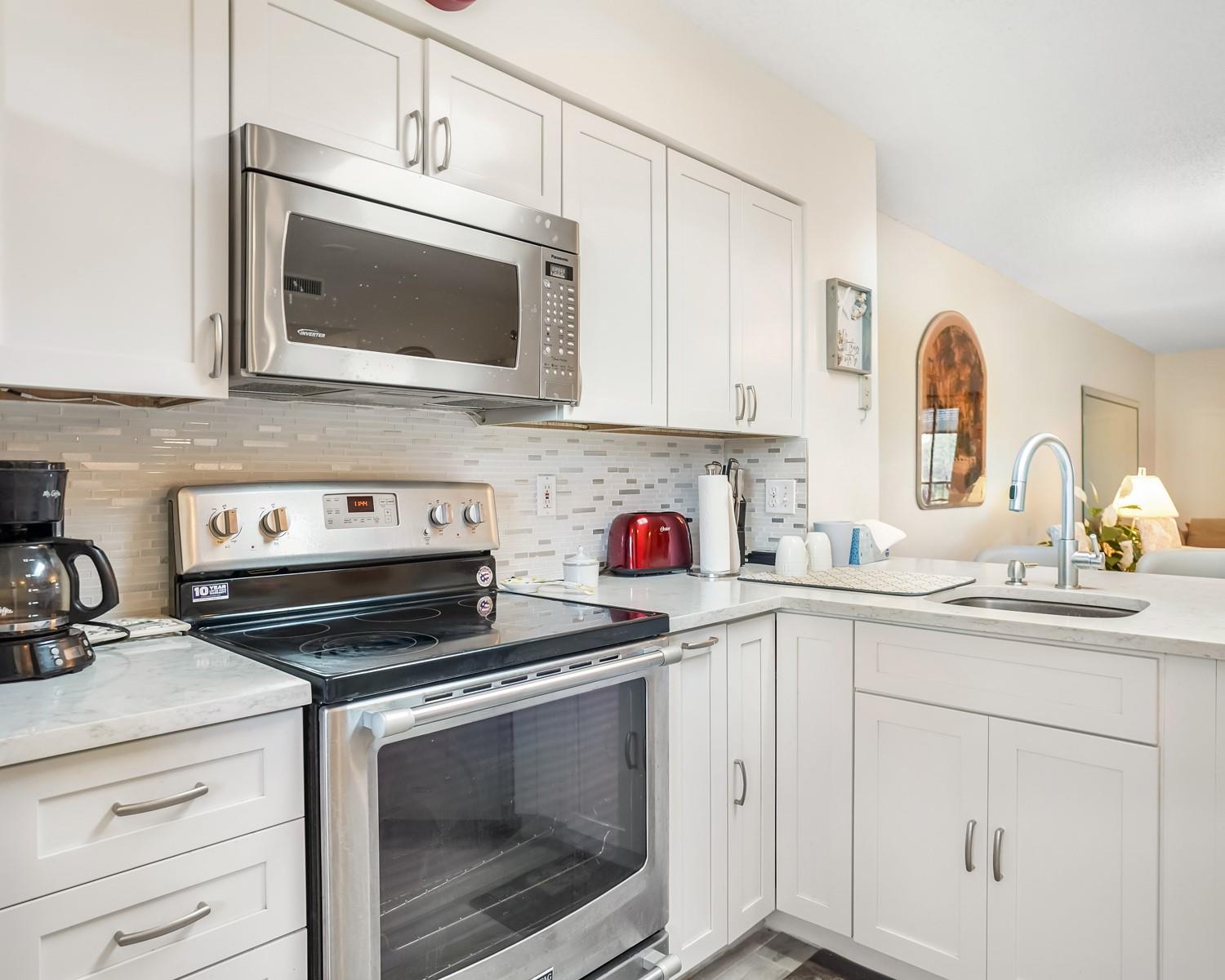 2334 S Cypress Bnd Dr #302 Pompano Beach, FL 33069