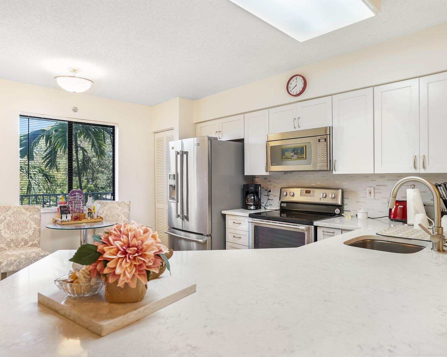 2334 S Cypress Bnd Dr #302 Pompano Beach, FL 33069