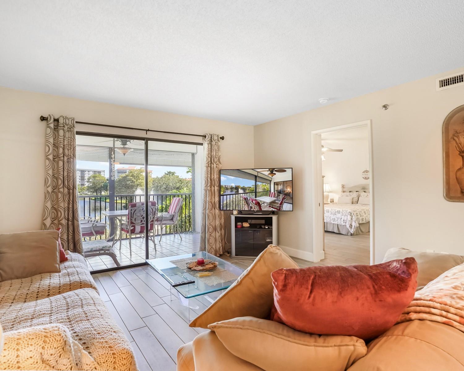 2334 S Cypress Bnd Dr #302 Pompano Beach, FL 33069