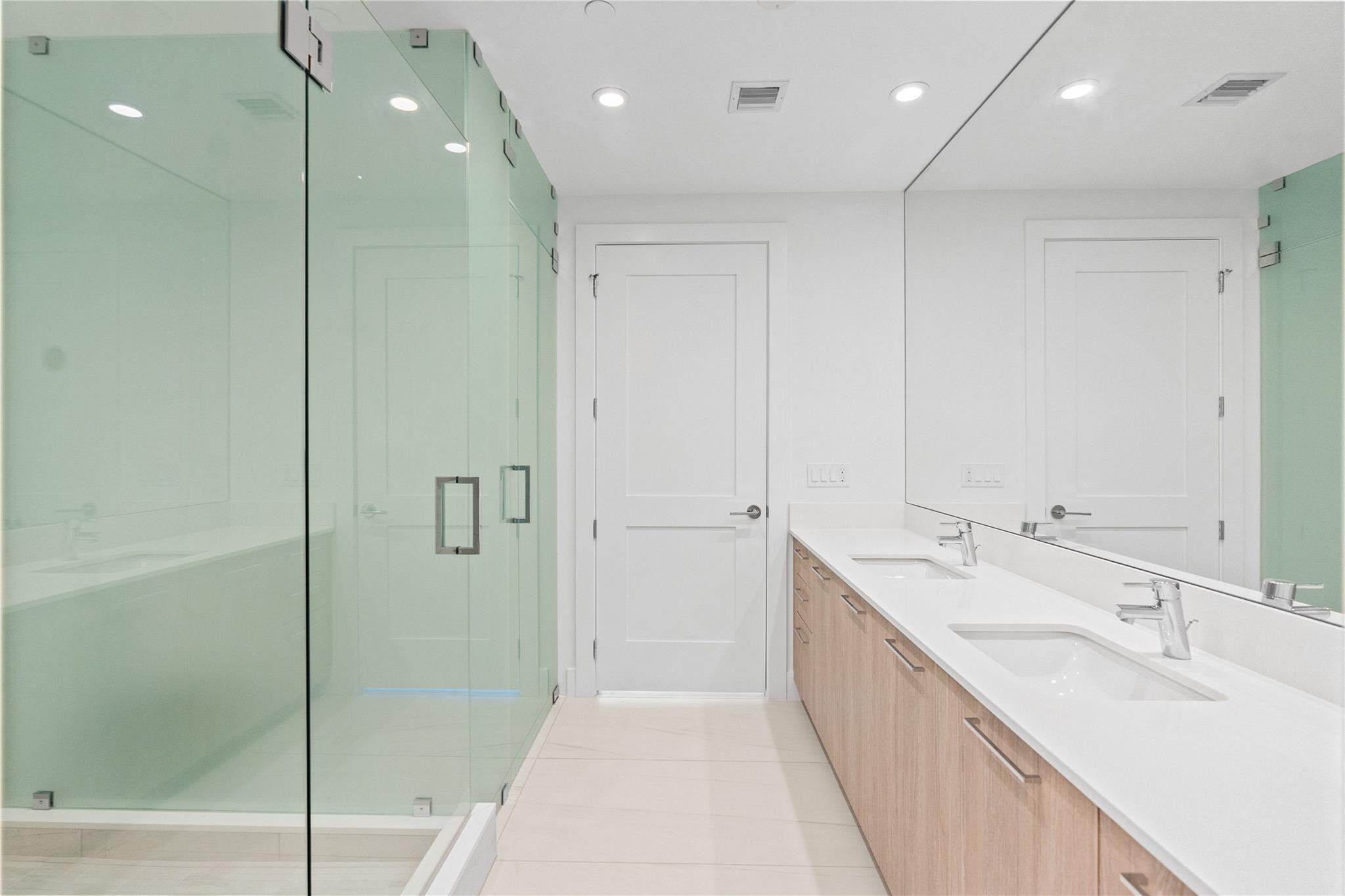 151 N Seabreeze Blvd #1103-E Fort Lauderdale, FL 33304