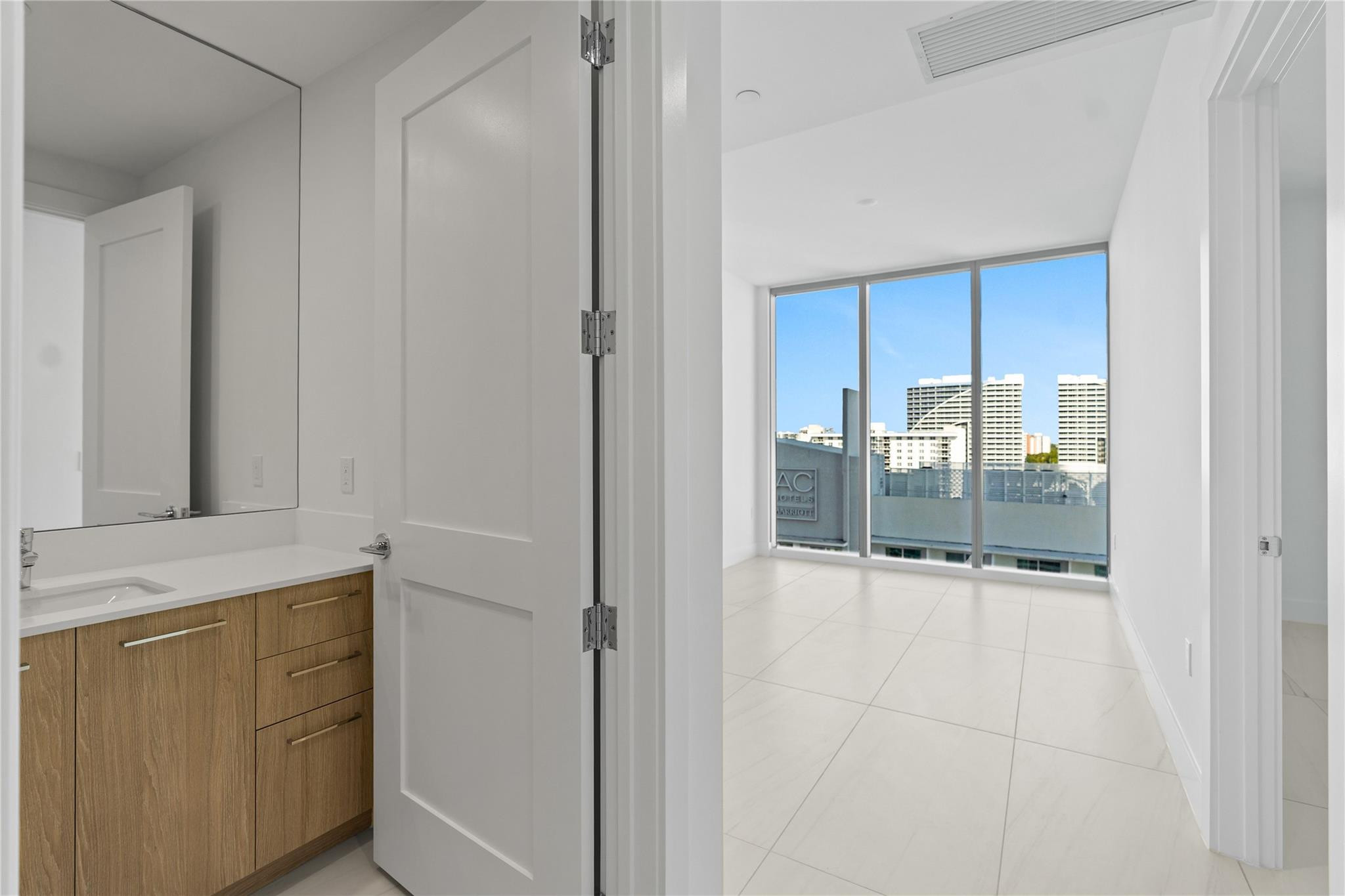 151 N Seabreeze Blvd #1103-E Fort Lauderdale, FL 33304