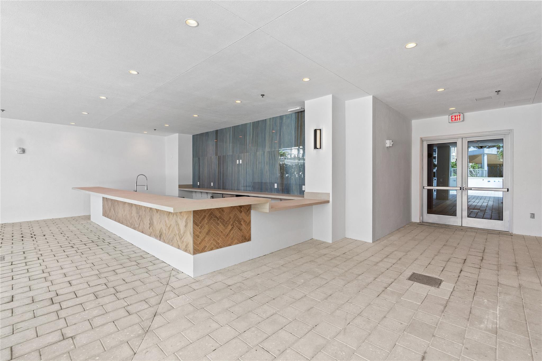 151 N Seabreeze Blvd #1103-E Fort Lauderdale, FL 33304