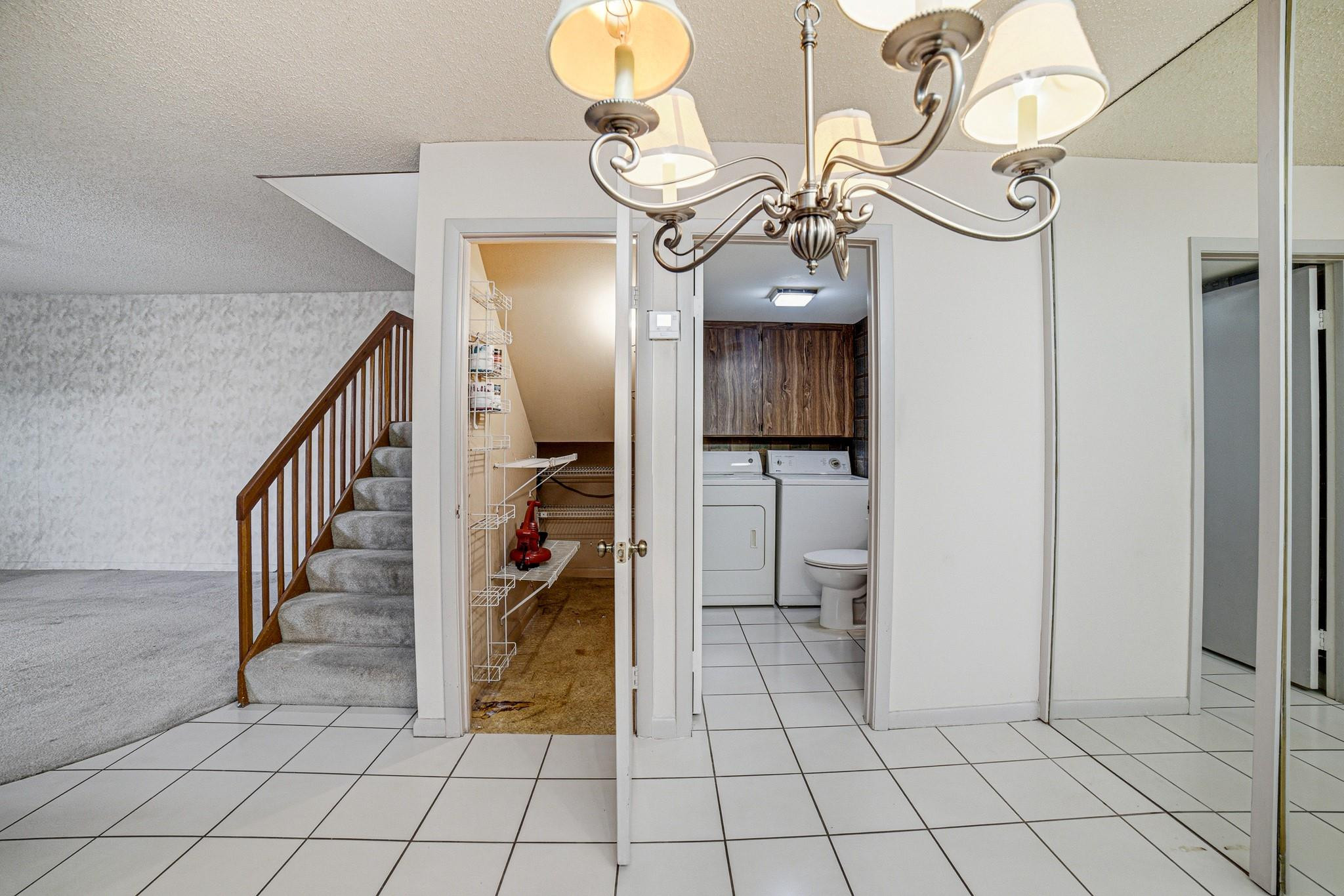 9101 SW 19th Pl #B Davie, FL 33324