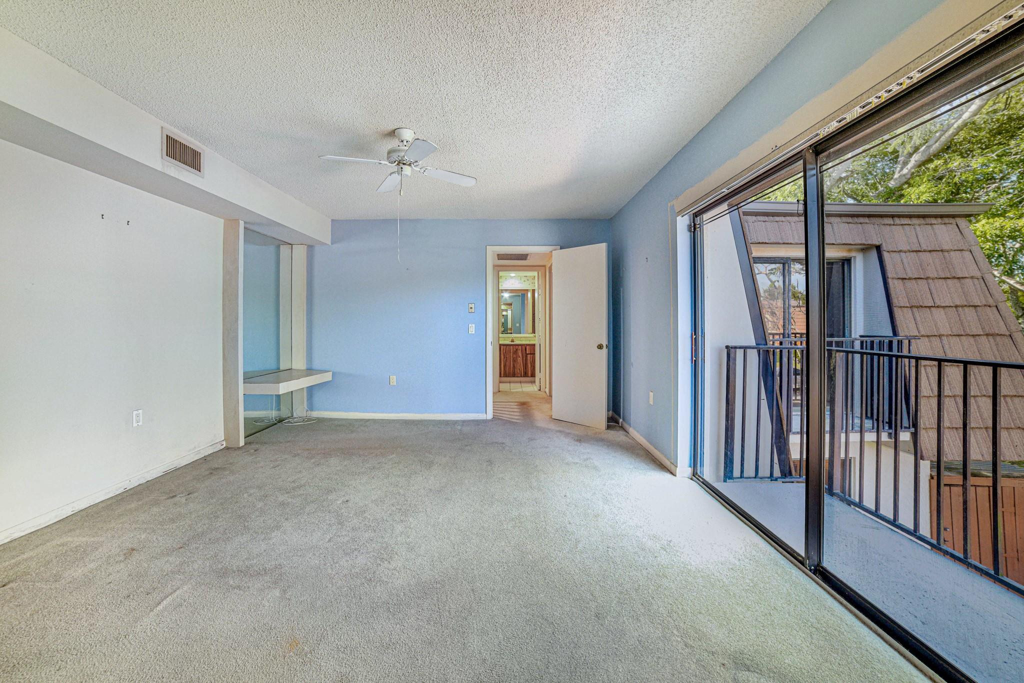 9101 SW 19th Pl #B Davie, FL 33324