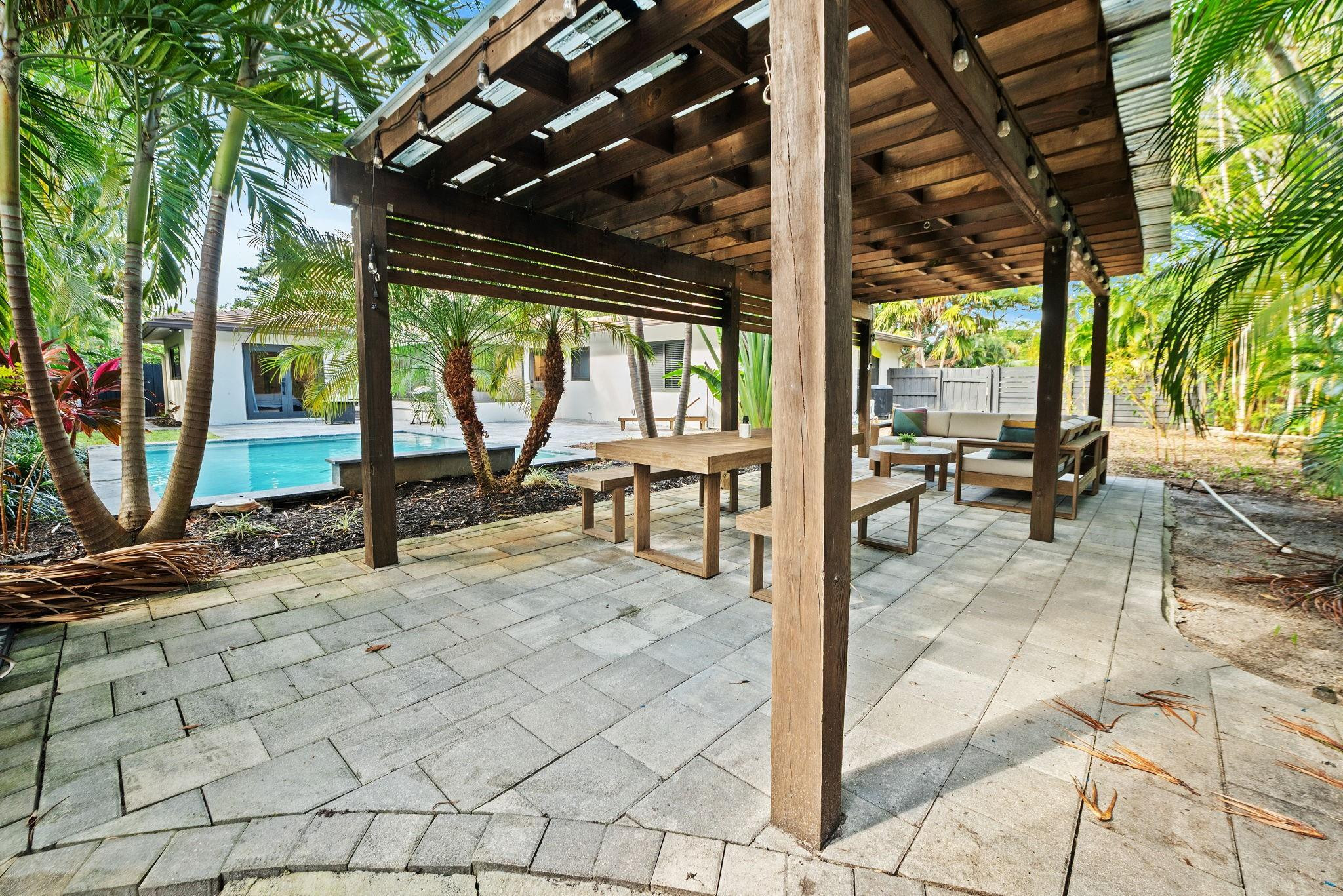 2508 NE 21st Fort Lauderdale, FL 33305