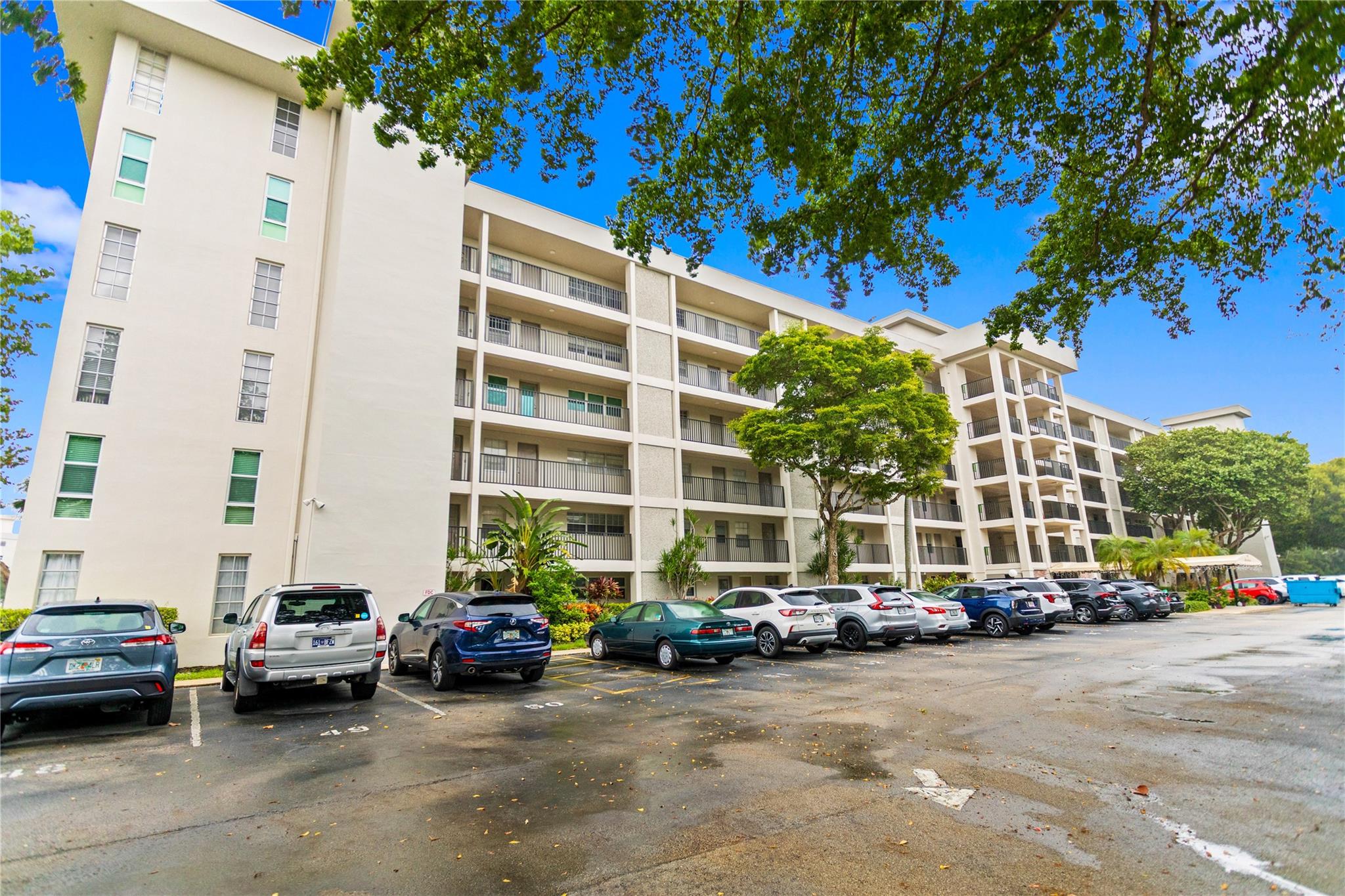 3000 S Course Dr #607