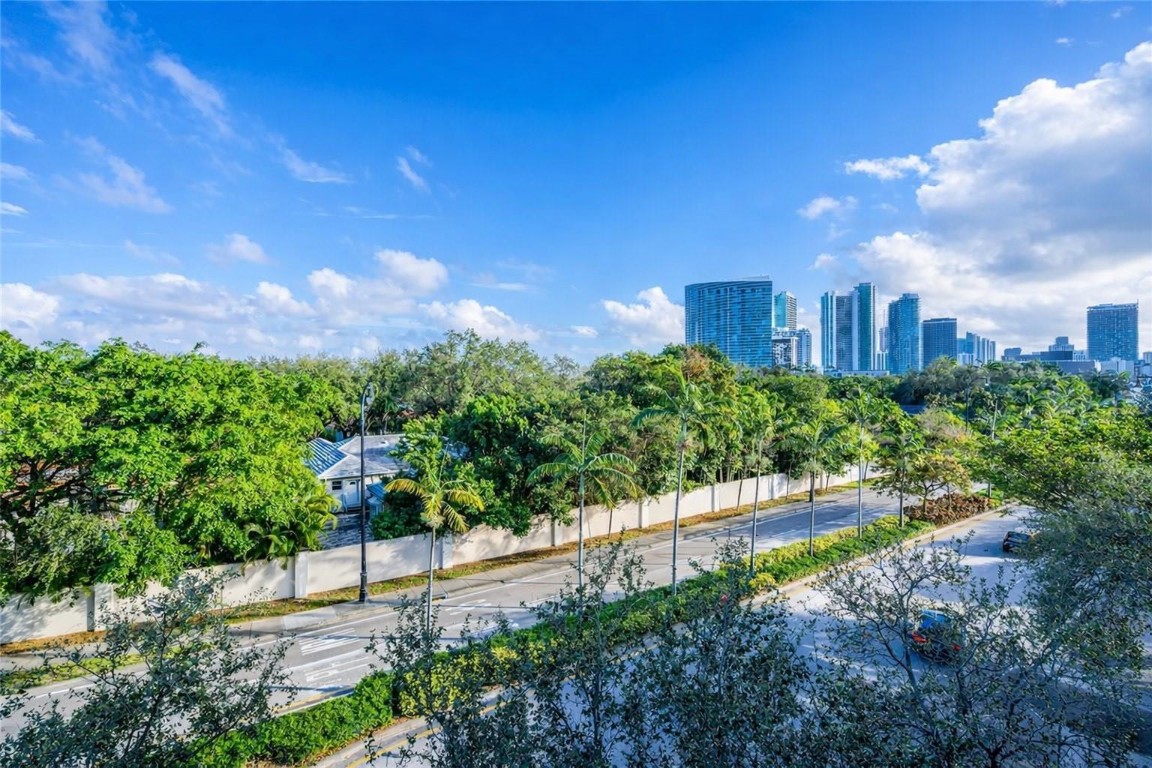 image Baltus House14