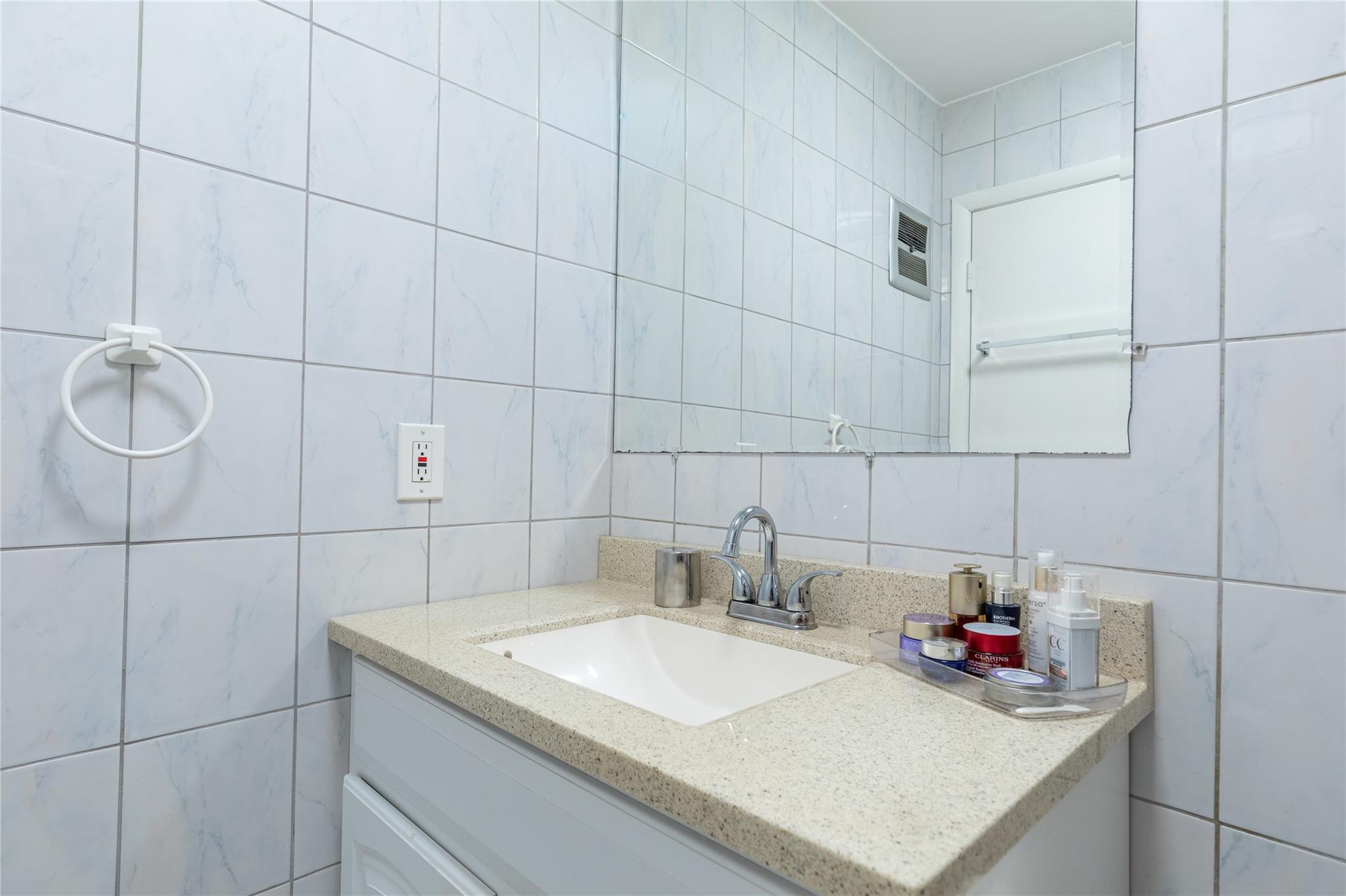 4441 NW 16th St #J110 Fort Lauderdale, FL 33313