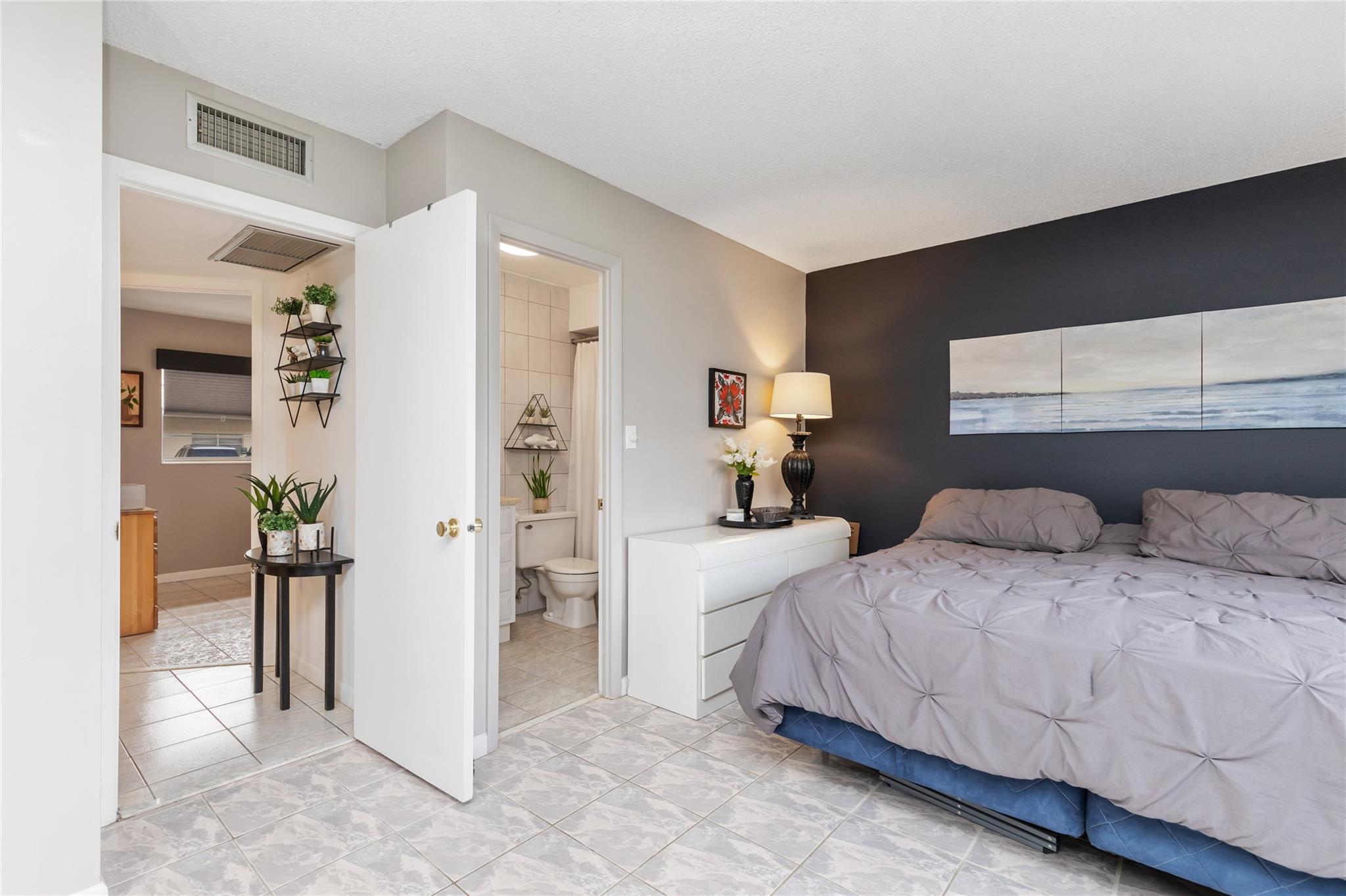 4441 NW 16th St #J110 Fort Lauderdale, FL 33313