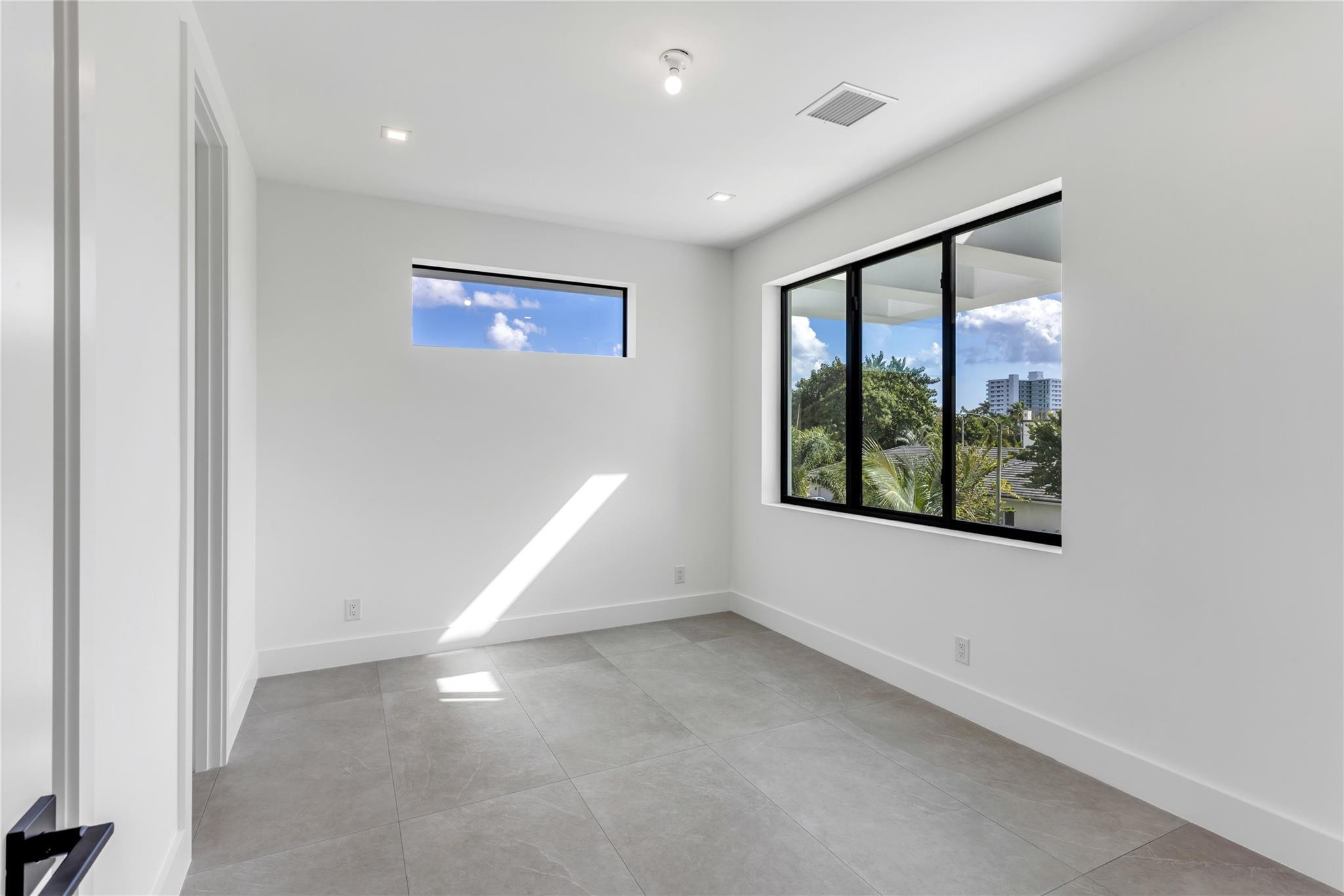 3205 Leigh Pompano Beach, FL 33062