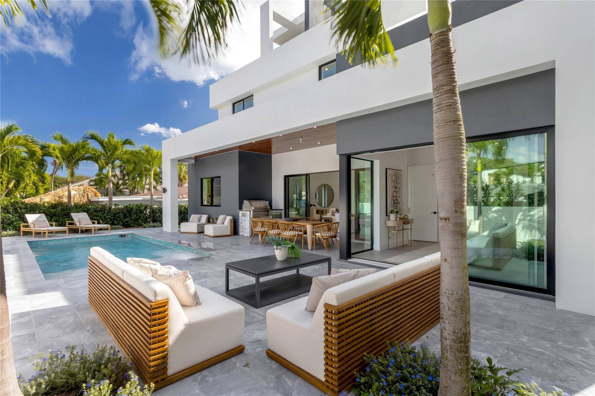 3205 Leigh Pompano Beach, FL 33062