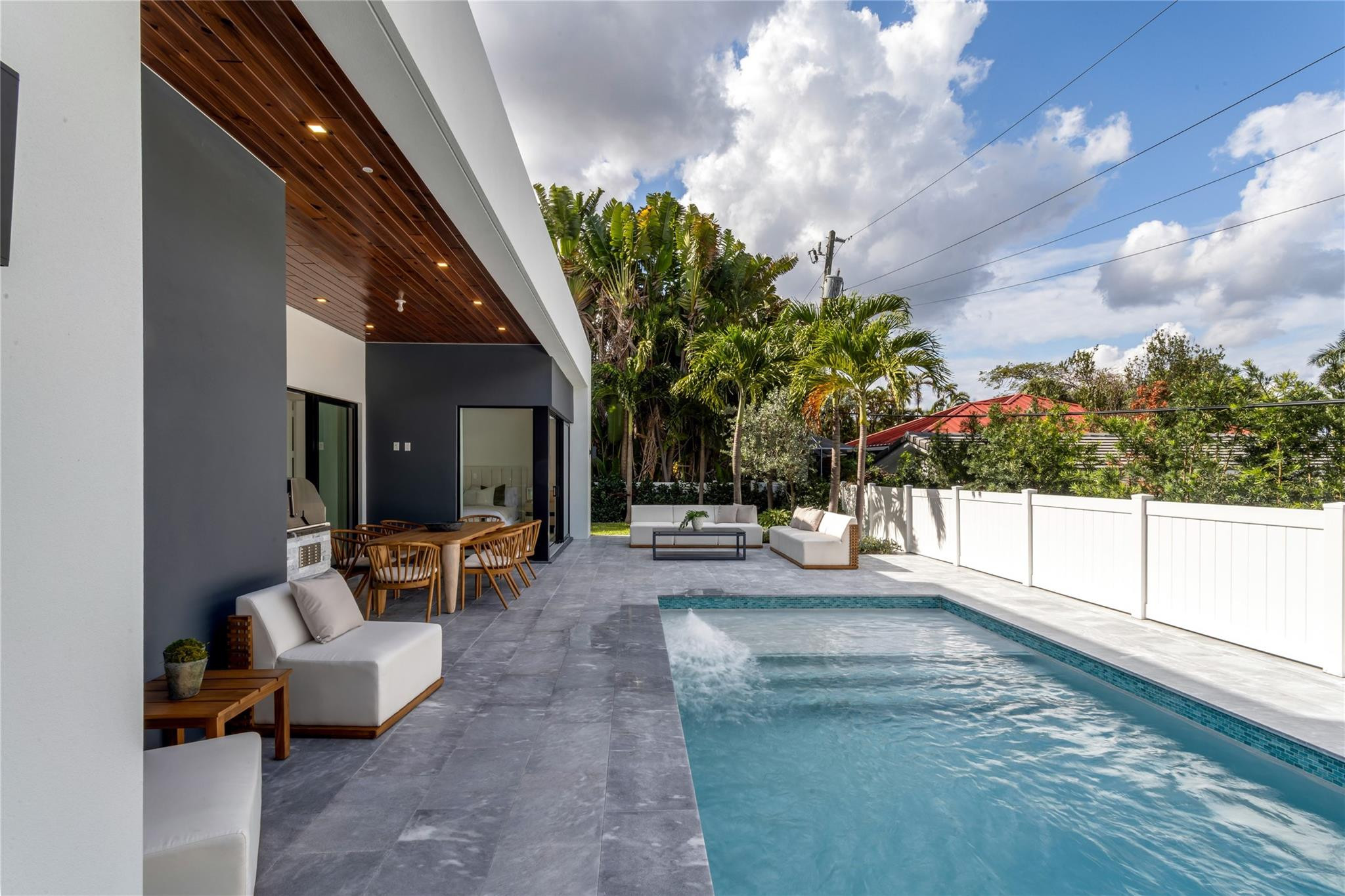 3205 Leigh Pompano Beach, FL 33062