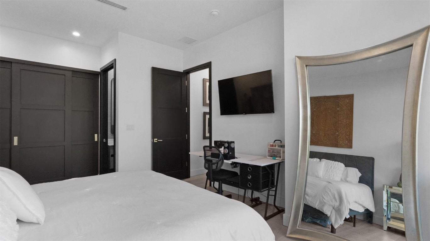 823 Ponce De Leon Fort Lauderdale, FL 33316