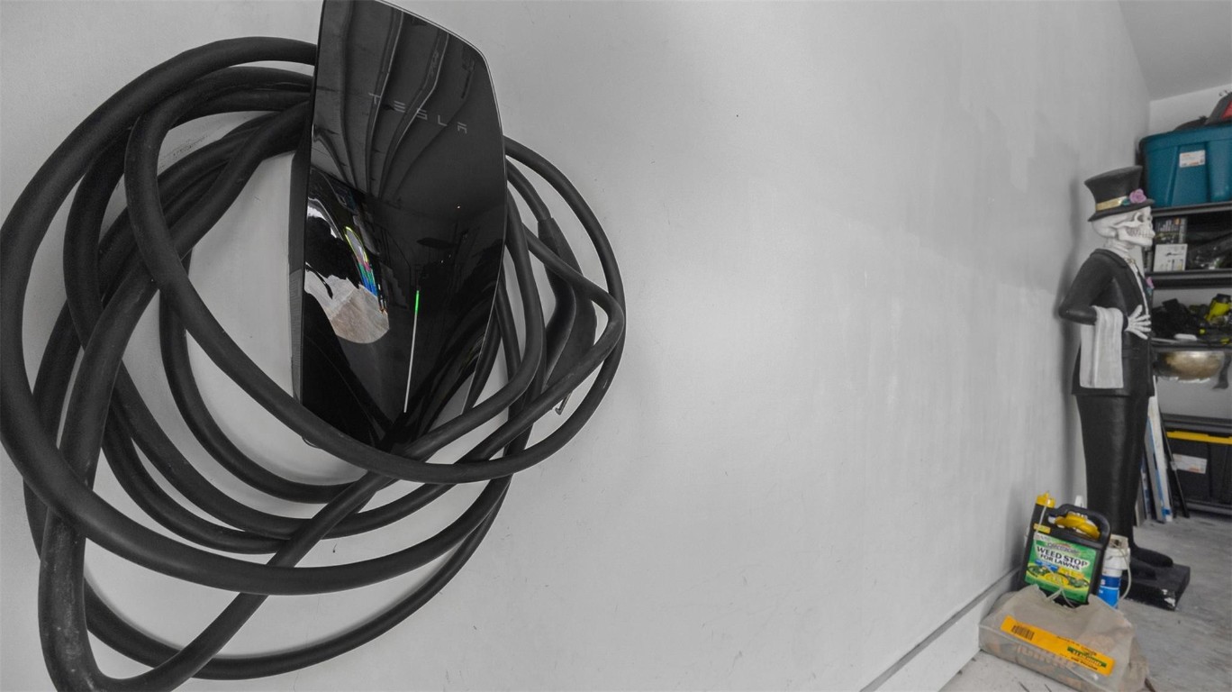 823 Ponce De Leon Fort Lauderdale, FL 33316