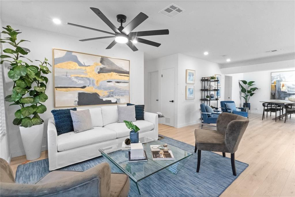 48 SE 7th Hollywood, FL 33004