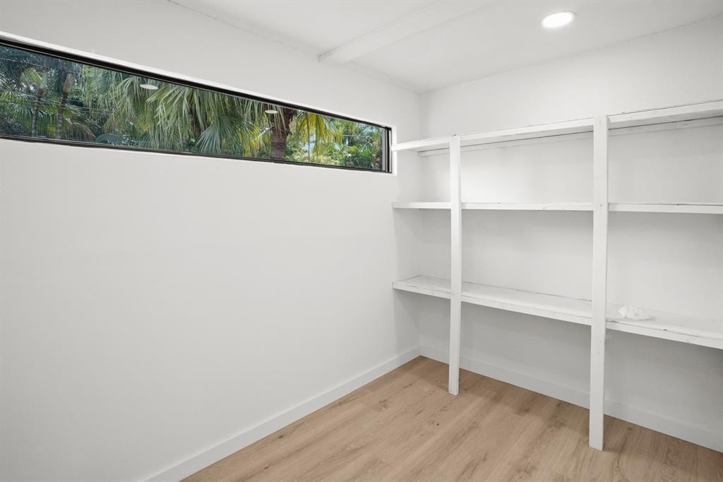 48 SE 7th Hollywood, FL 33004