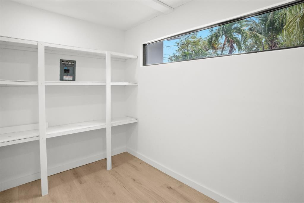 48 SE 7th Hollywood, FL 33004