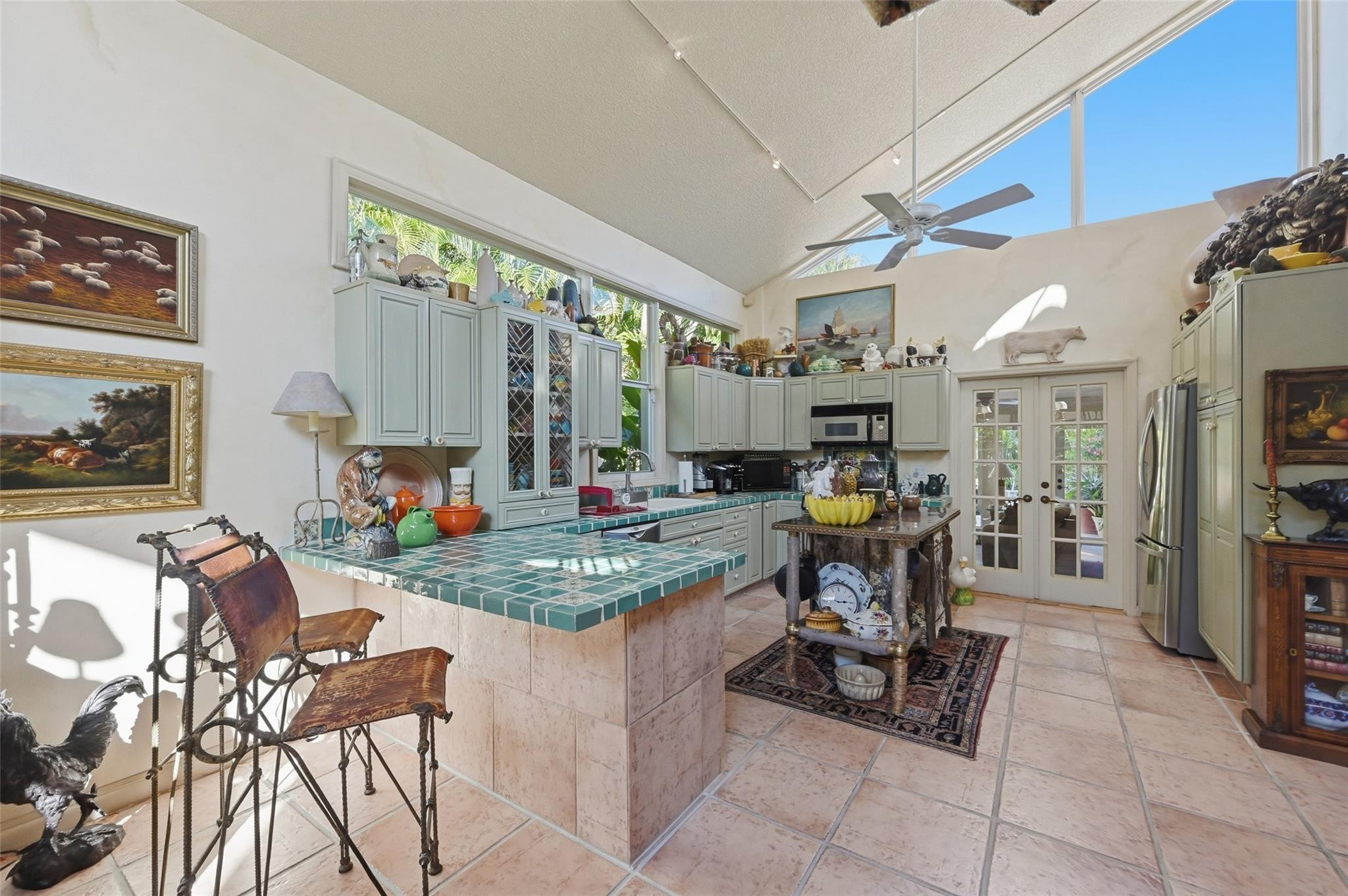 2525 NE 21st Fort Lauderdale, FL 33305