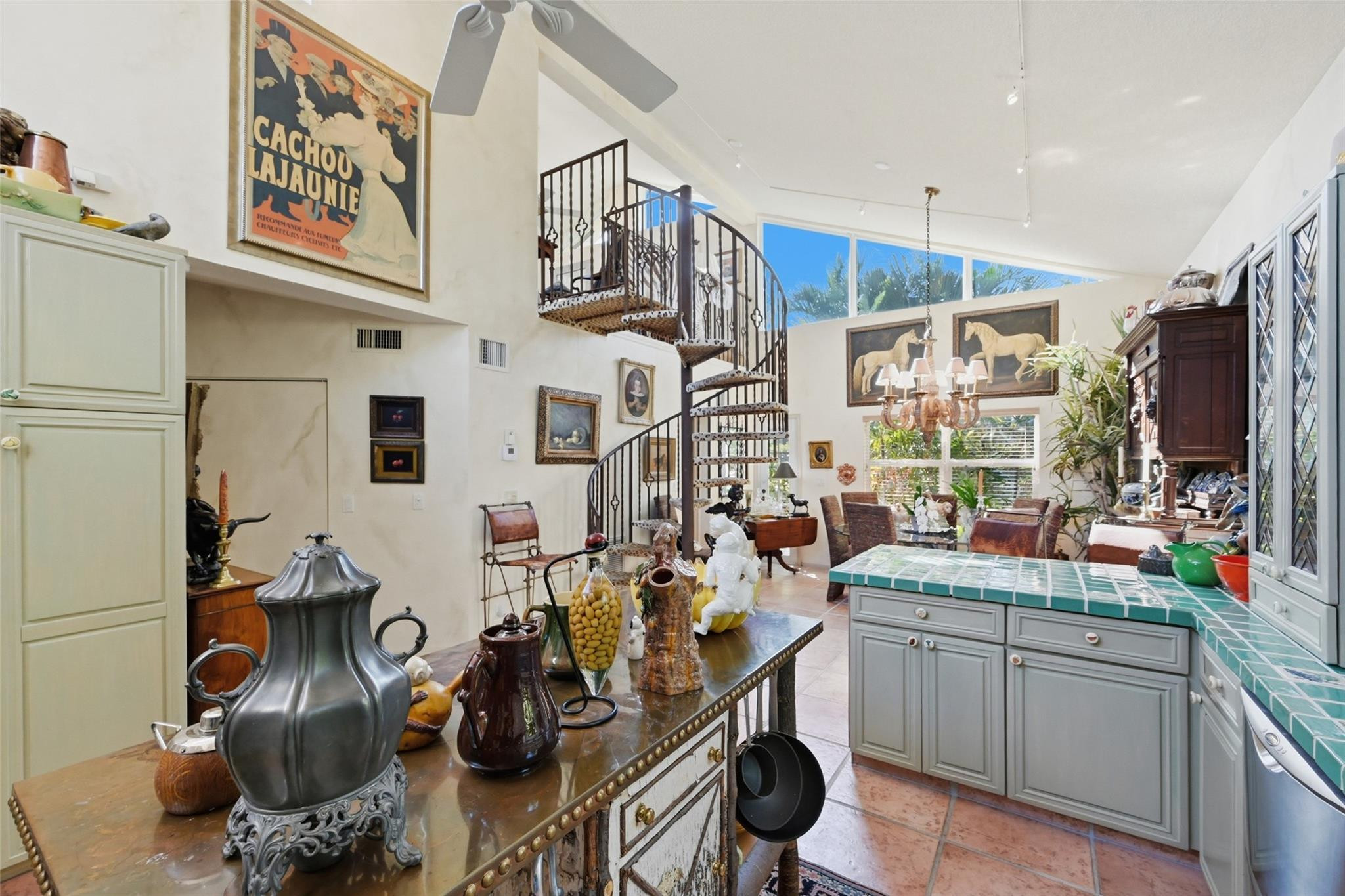 2525 NE 21st Fort Lauderdale, FL 33305