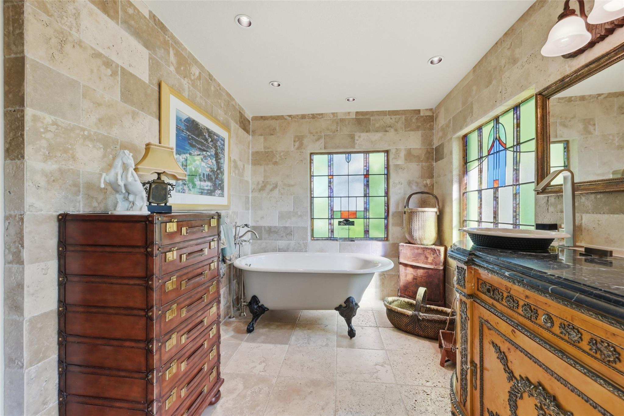 2525 NE 21st Fort Lauderdale, FL 33305