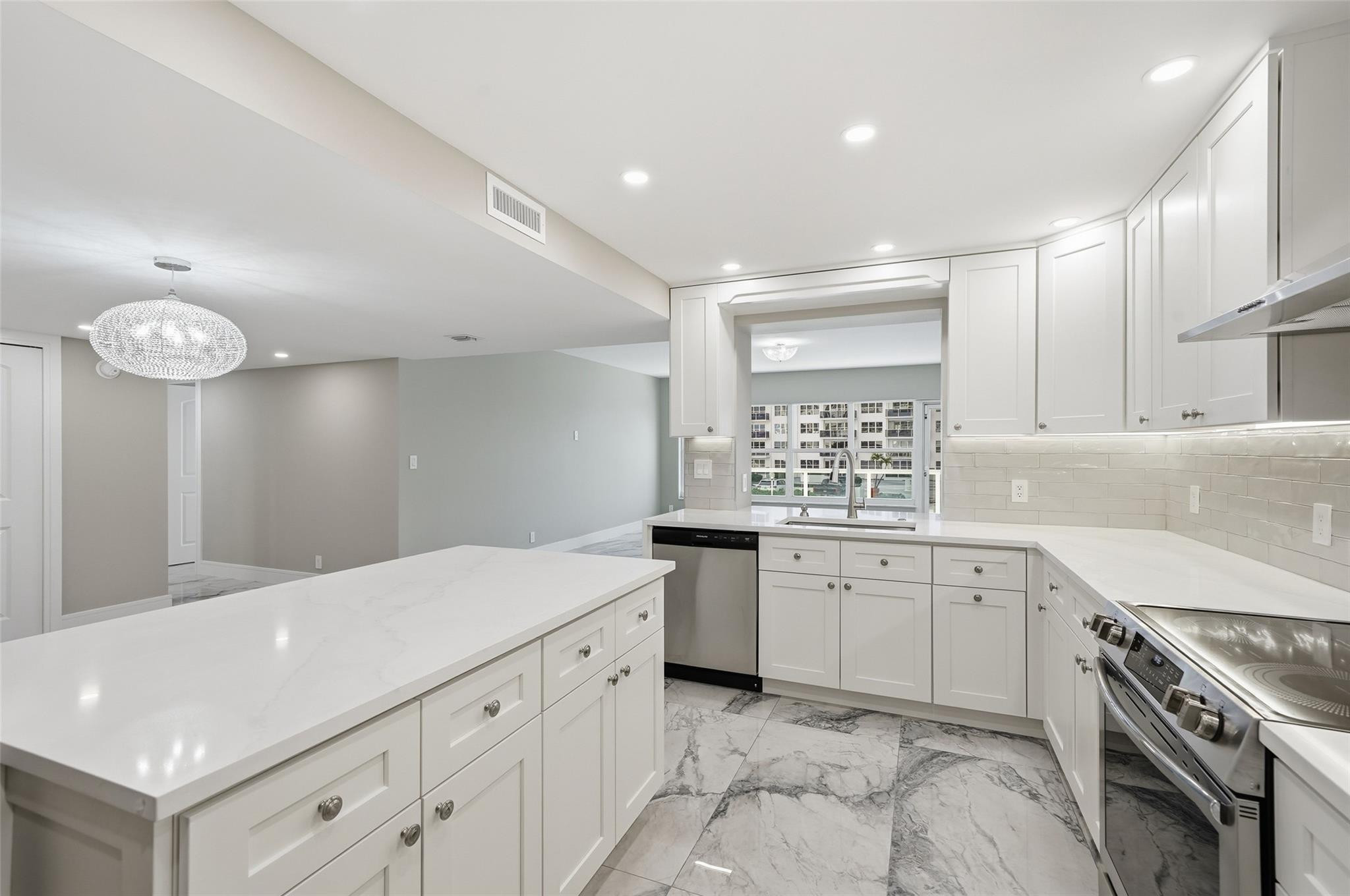 3550 Galt Ocean #305 Fort Lauderdale, FL 33308