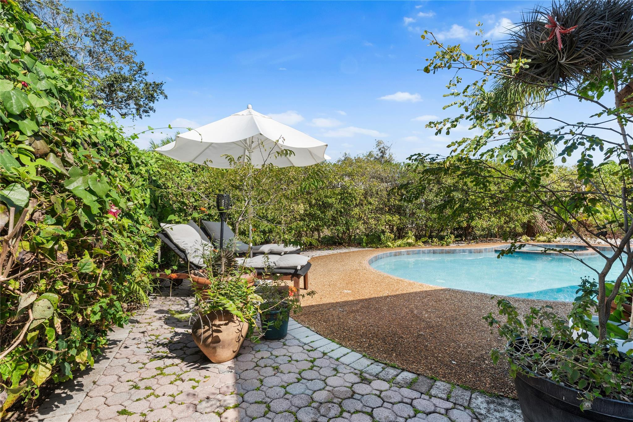 3141 NW 68th Fort Lauderdale, FL 33309