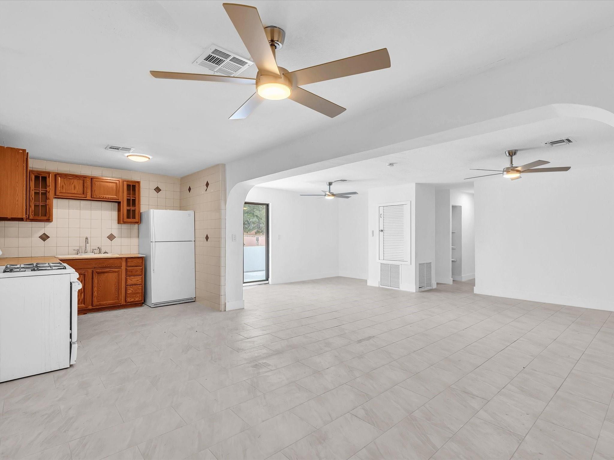 2340 SW 42nd Fort Lauderdale, FL 33317