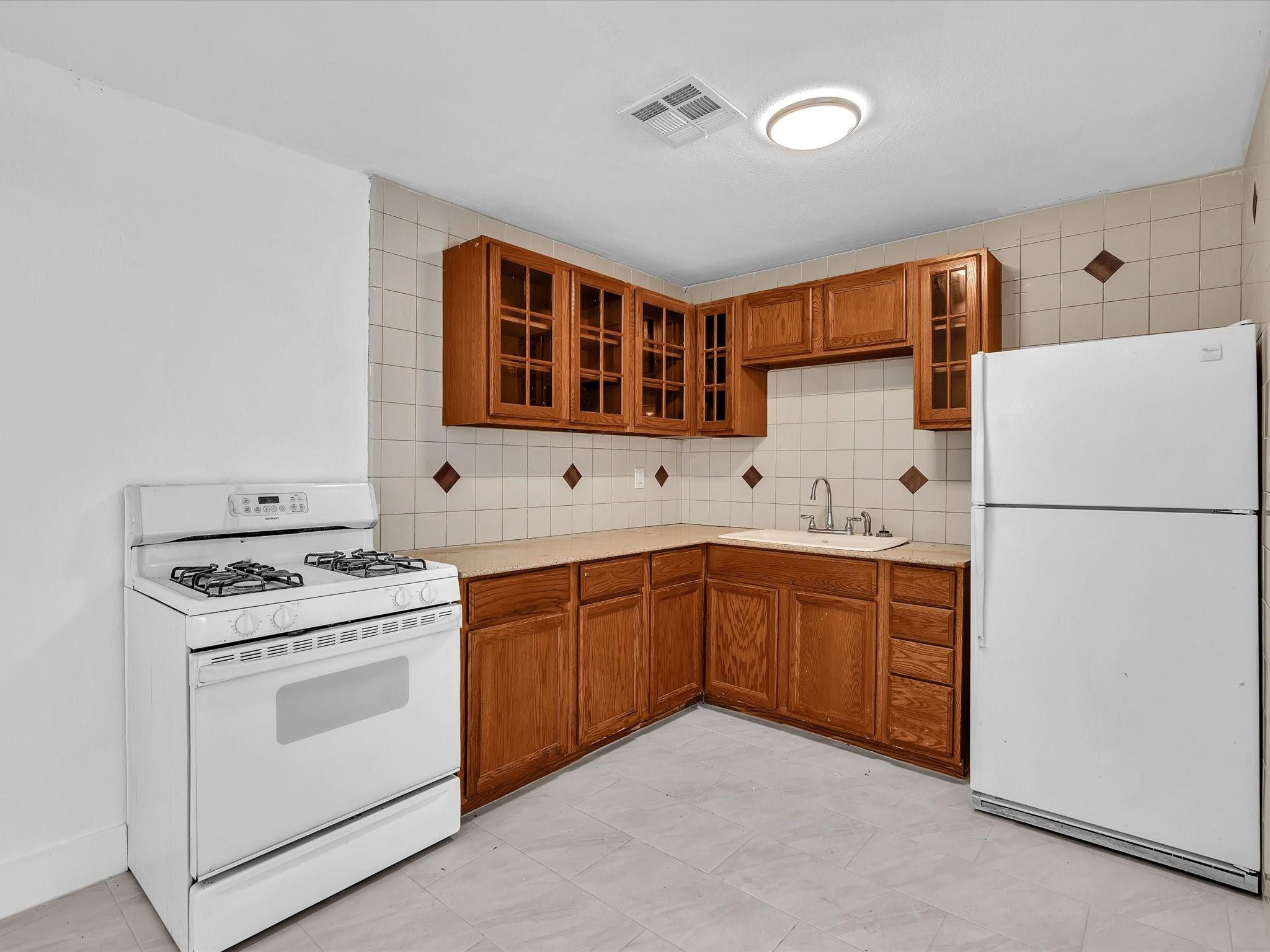 2340 SW 42nd Fort Lauderdale, FL 33317