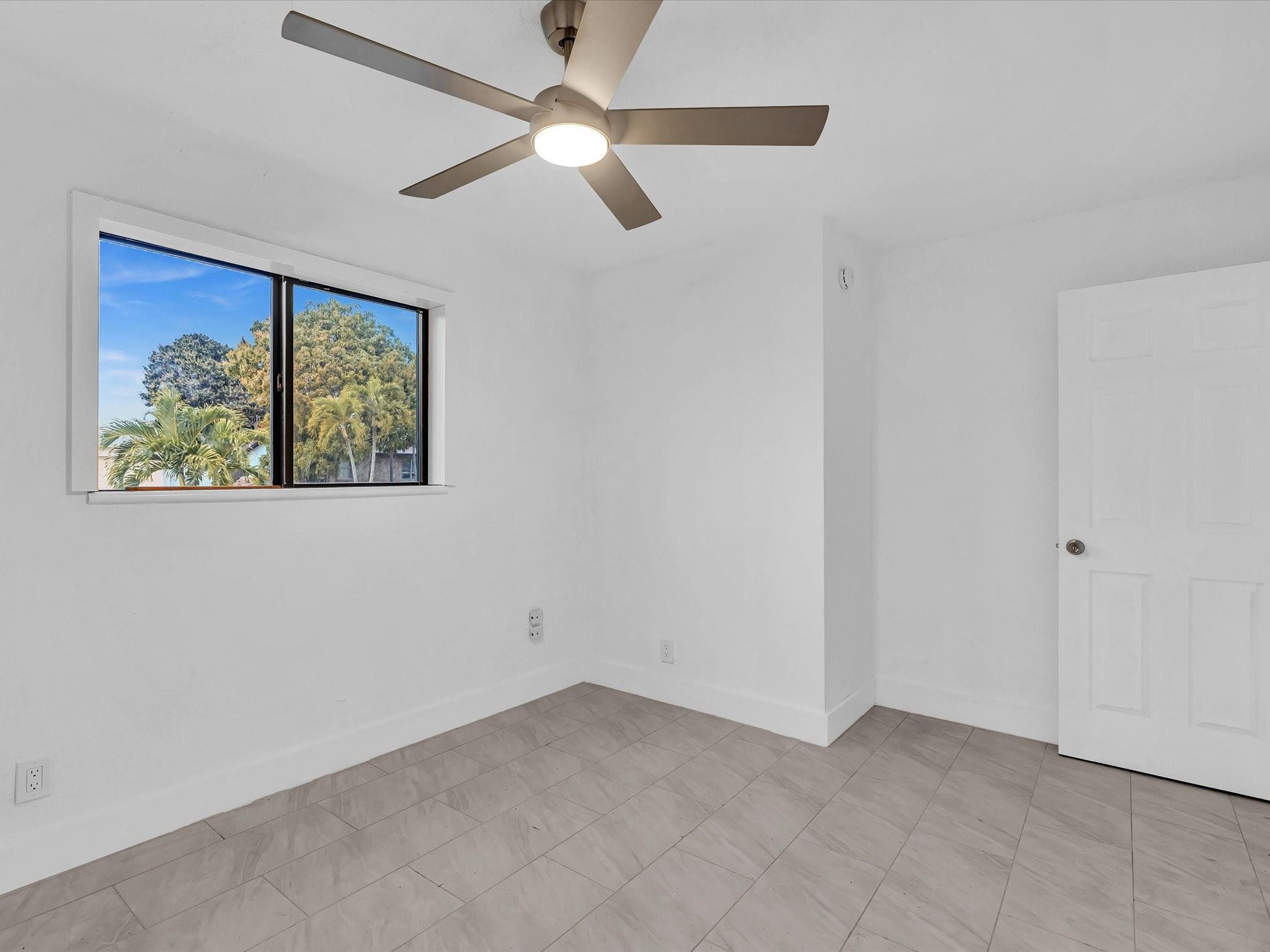 2340 SW 42nd Fort Lauderdale, FL 33317