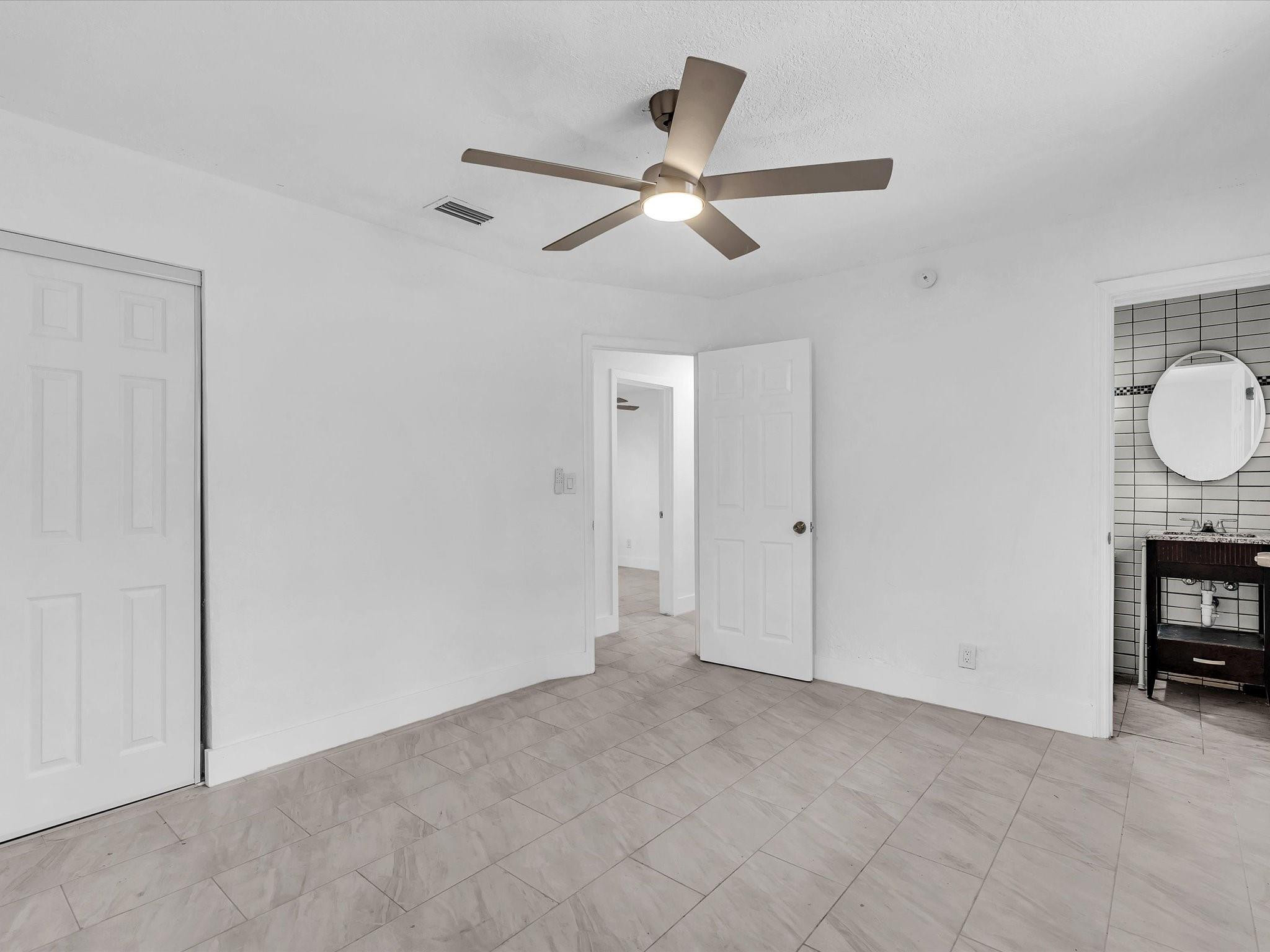 2340 SW 42nd Fort Lauderdale, FL 33317