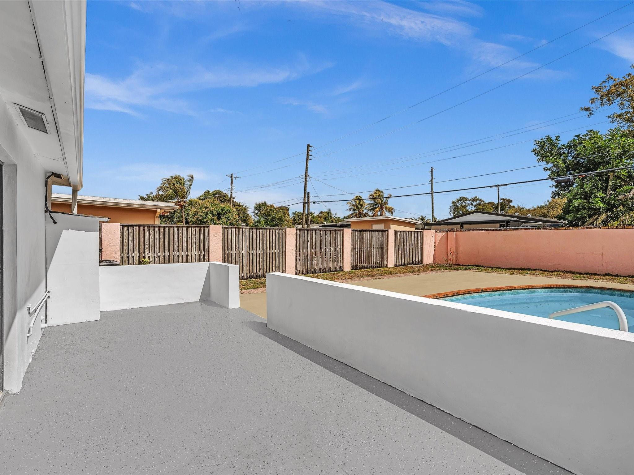 2340 SW 42nd Fort Lauderdale, FL 33317