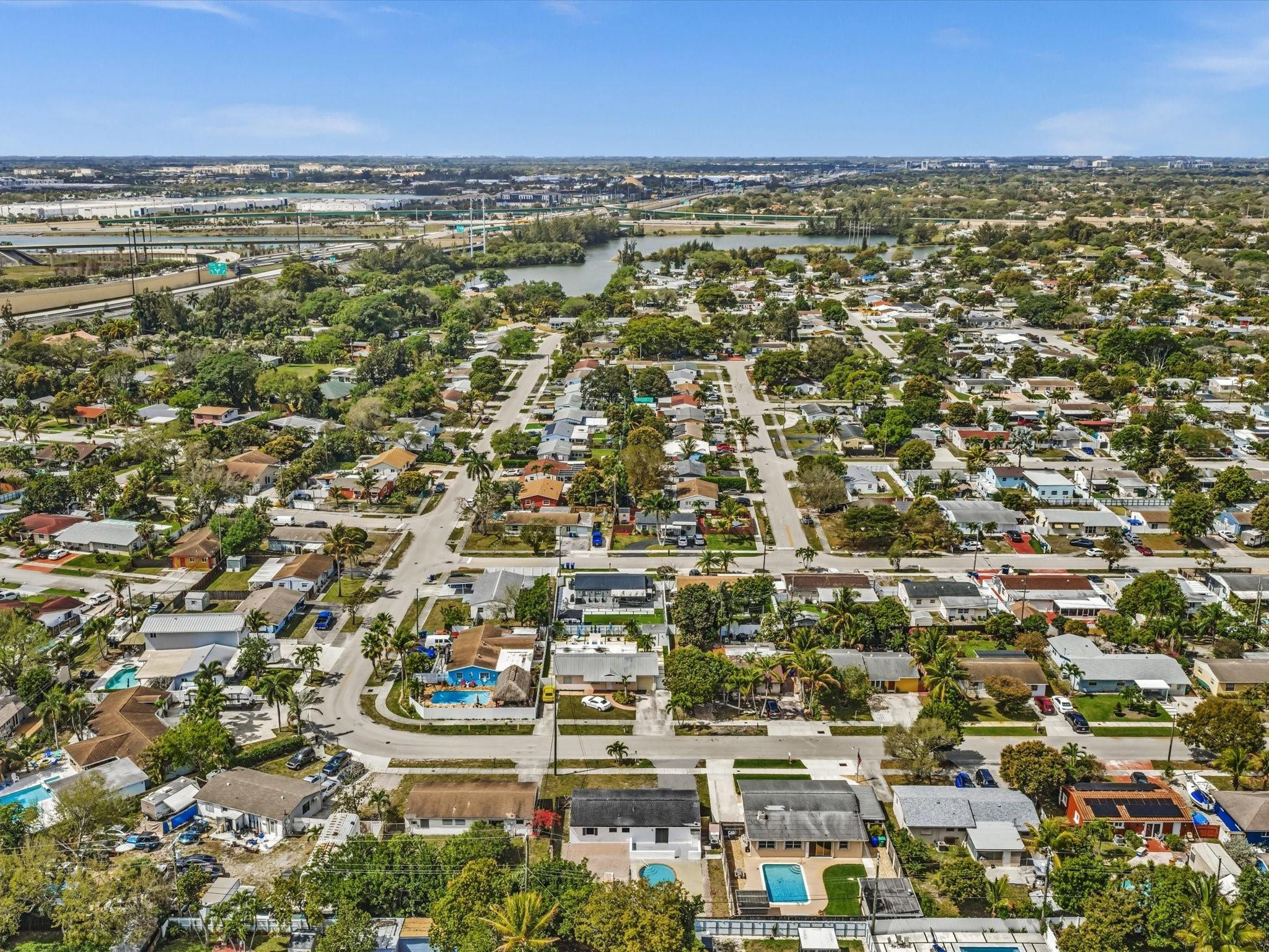 2340 SW 42nd Fort Lauderdale, FL 33317