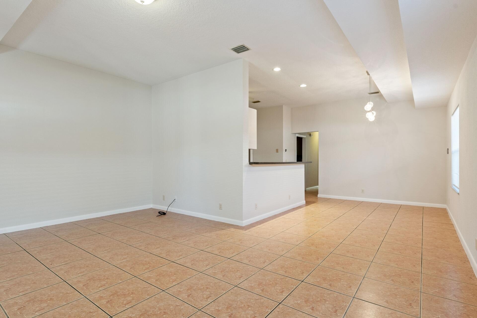 623 N L St #Unit 2 (Right Side),Lake Worth Beach, FL 33460