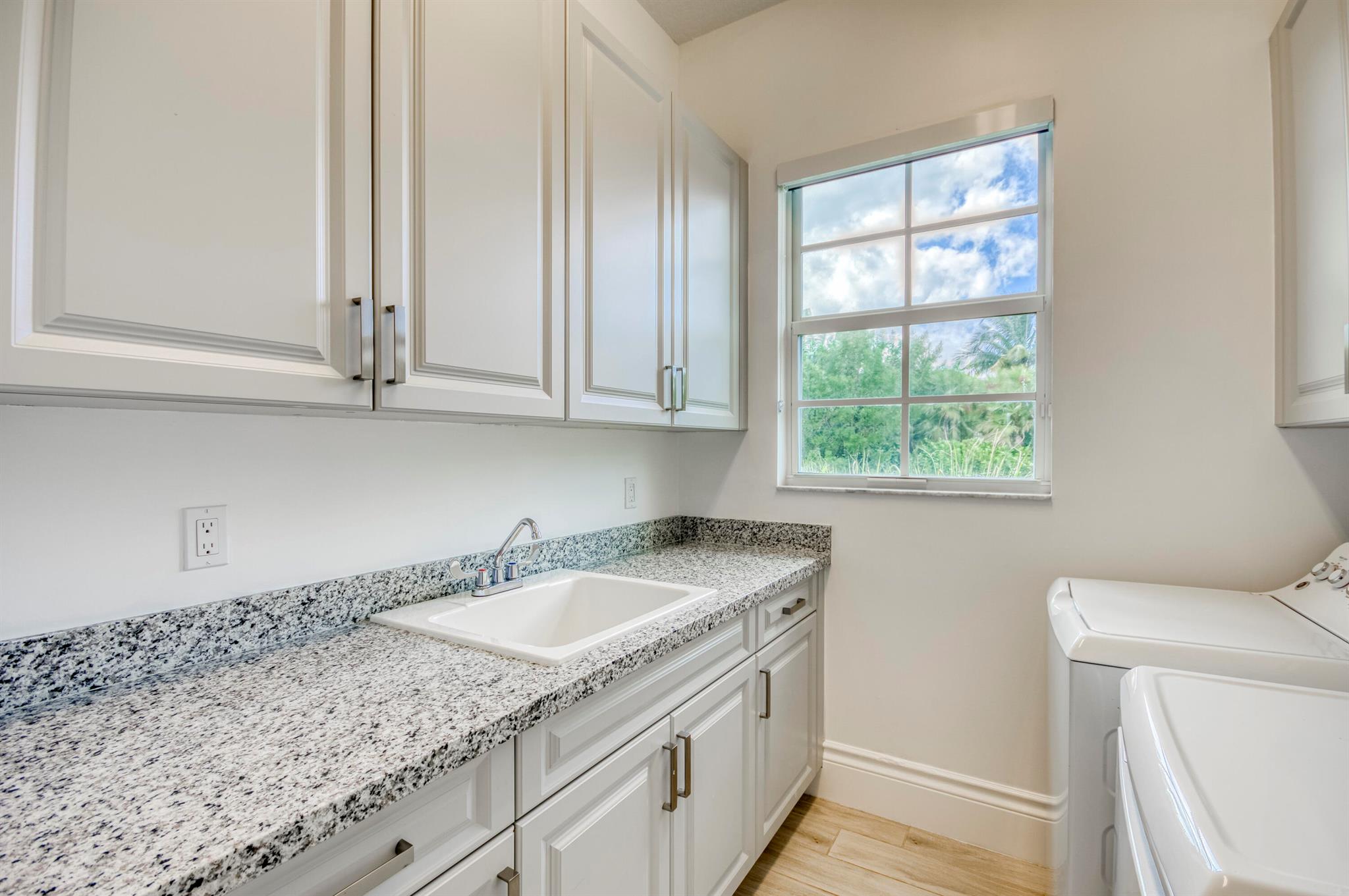 10184 Calabrese Trl Jupiter, FL 33478