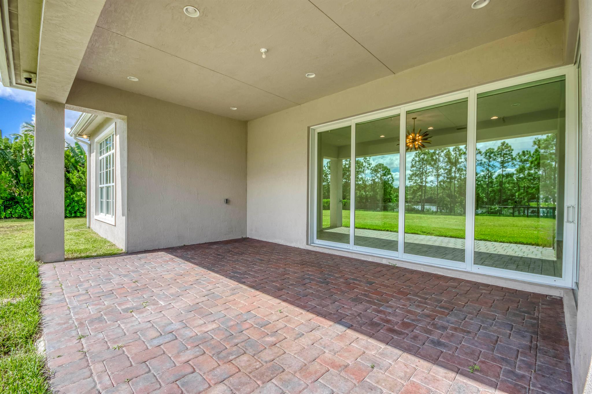 10184 Calabrese Trl Jupiter, FL 33478