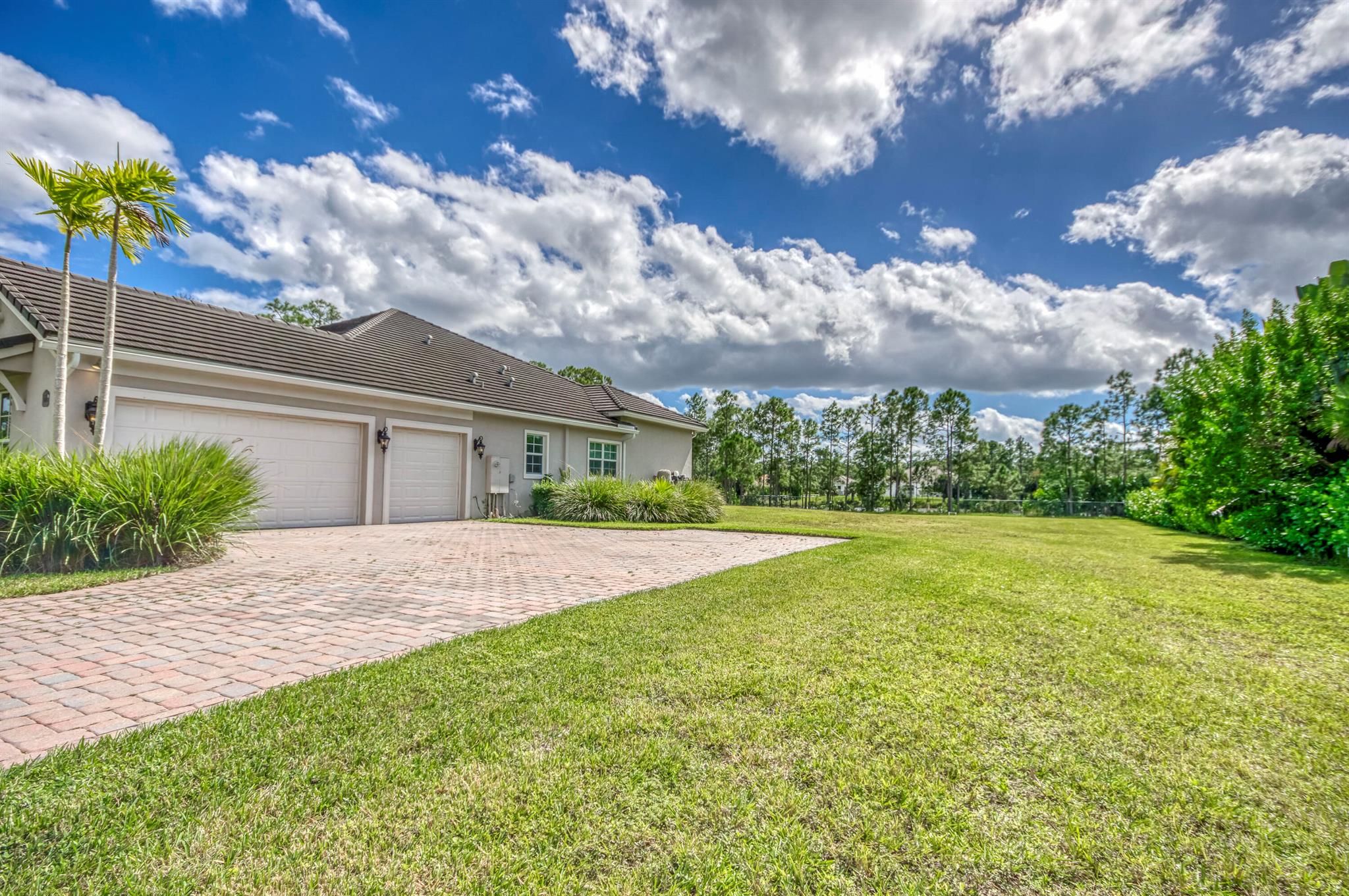10184 Calabrese Trl Jupiter, FL 33478