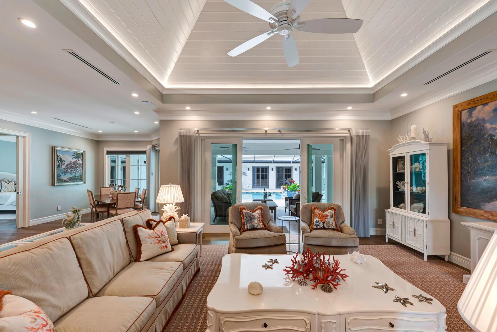 544 Live Oak Rd Vero Beach, FL 32963