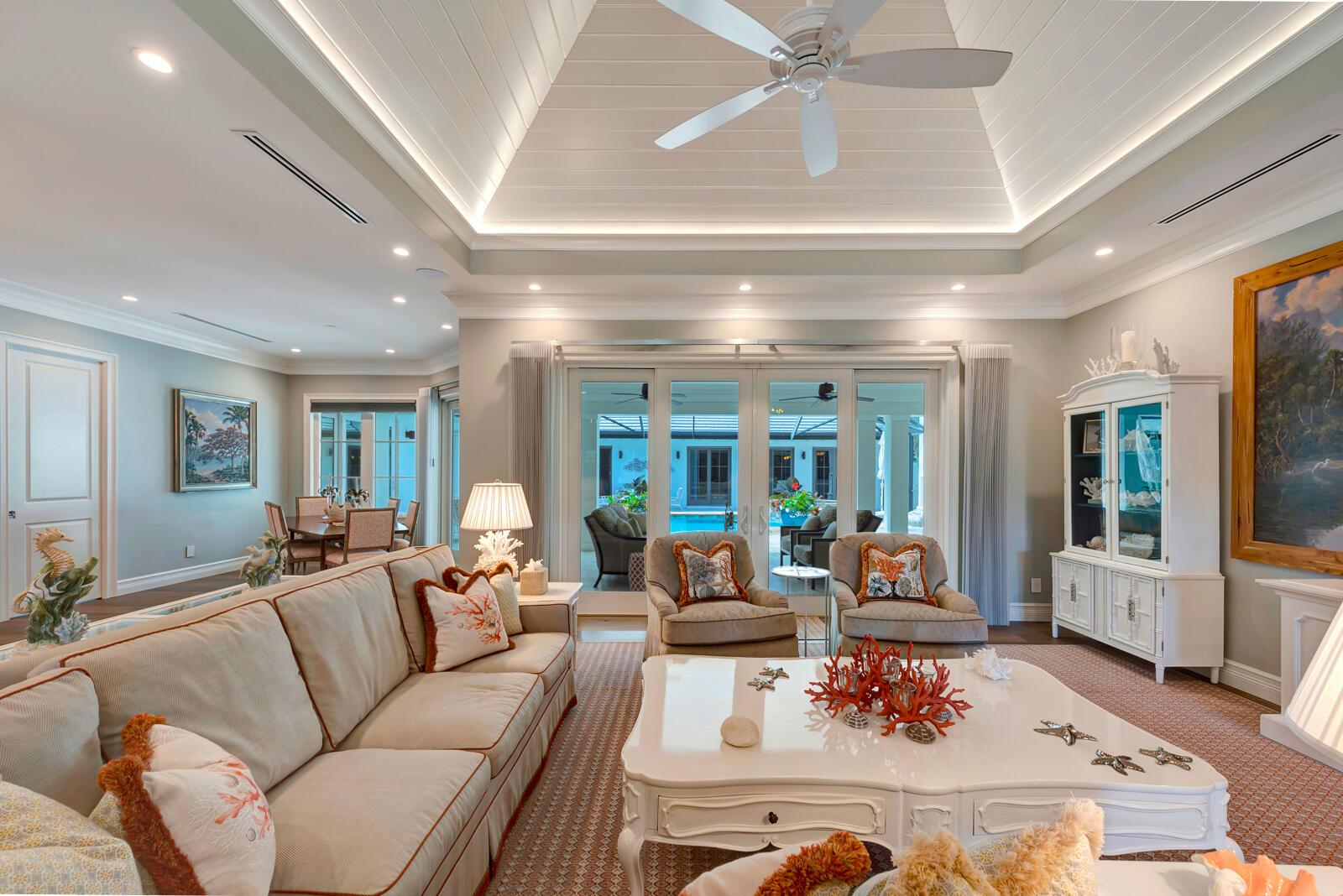 544 Live Oak Rd Vero Beach, FL 32963