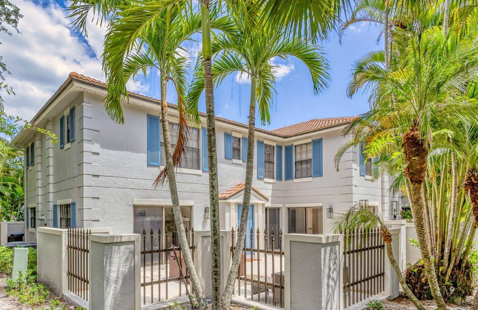 355 Prestwick Cir #4,Palm Beach Gardens, FL 33418