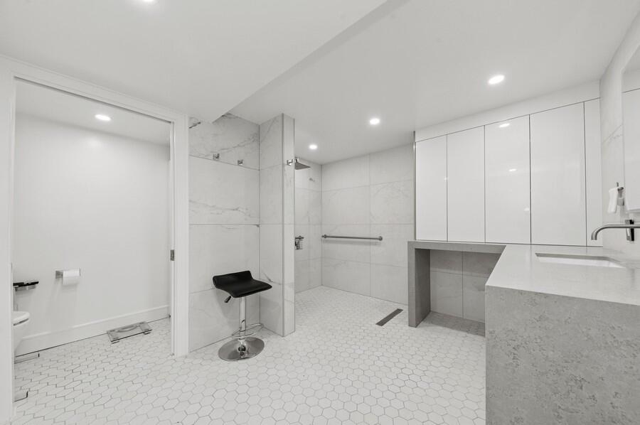 1400 S Ocean #1004 Boca Raton, FL 33432