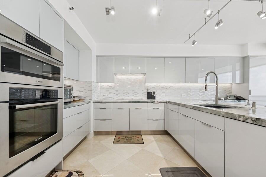 1400 S Ocean #1004 Boca Raton, FL 33432